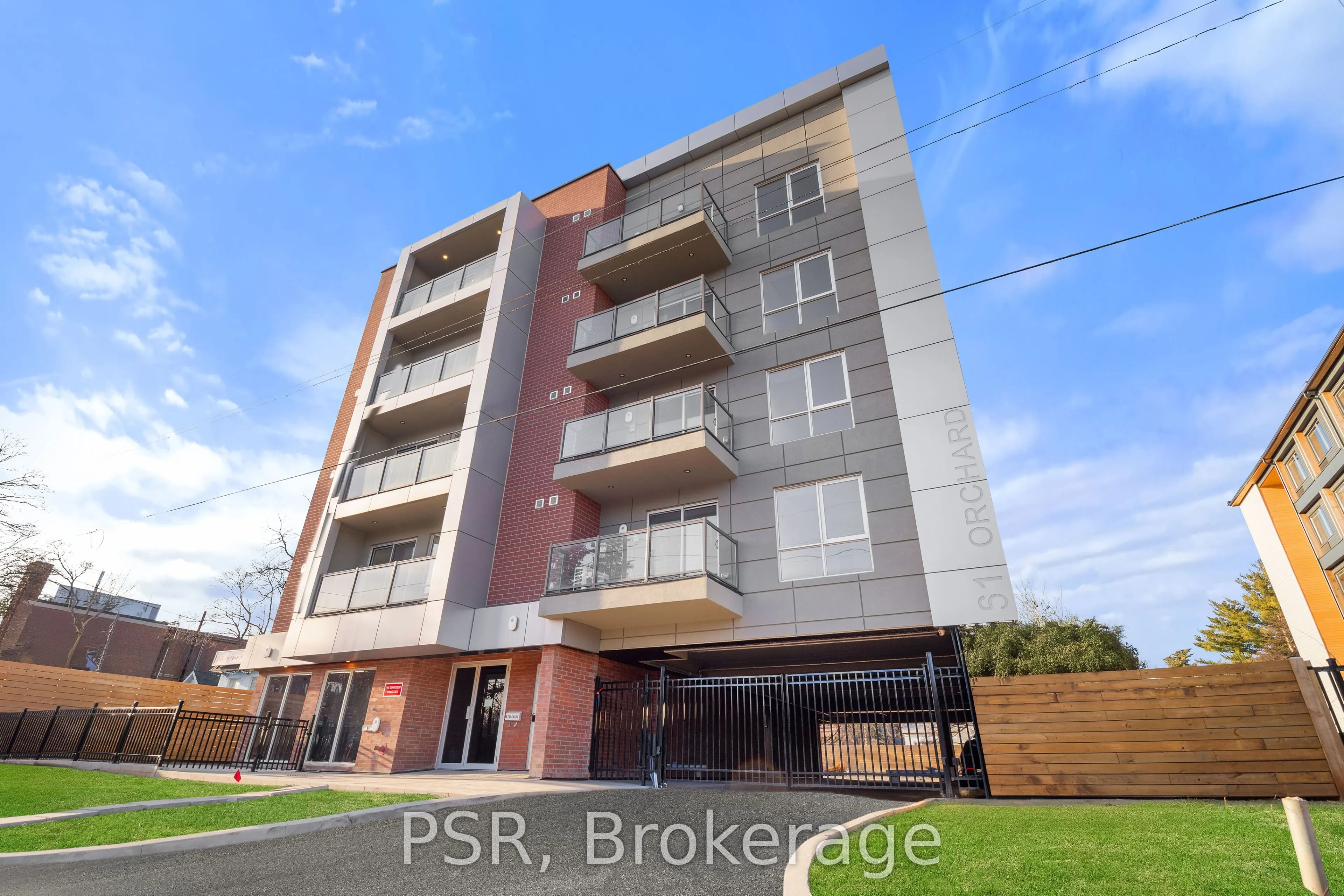 61 Orchard Park Drive, #201