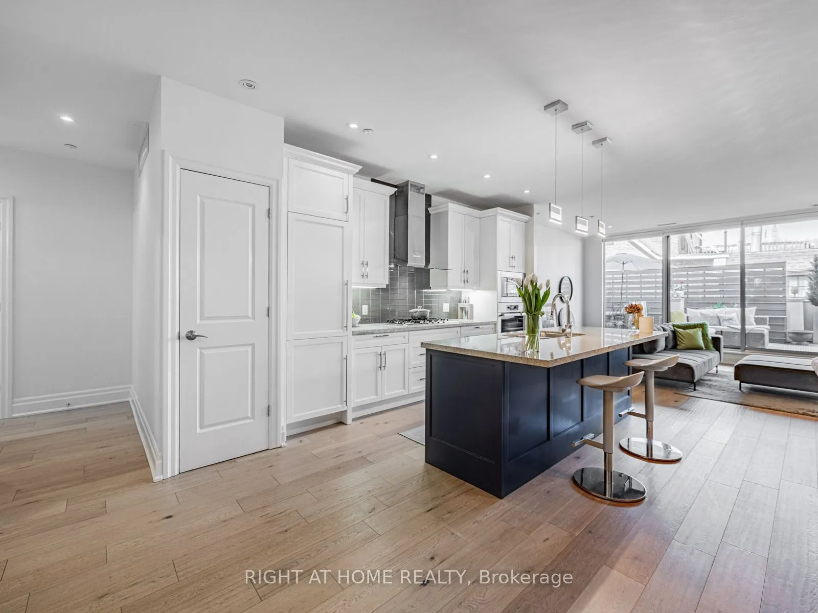 1 Rainsford Road, #207