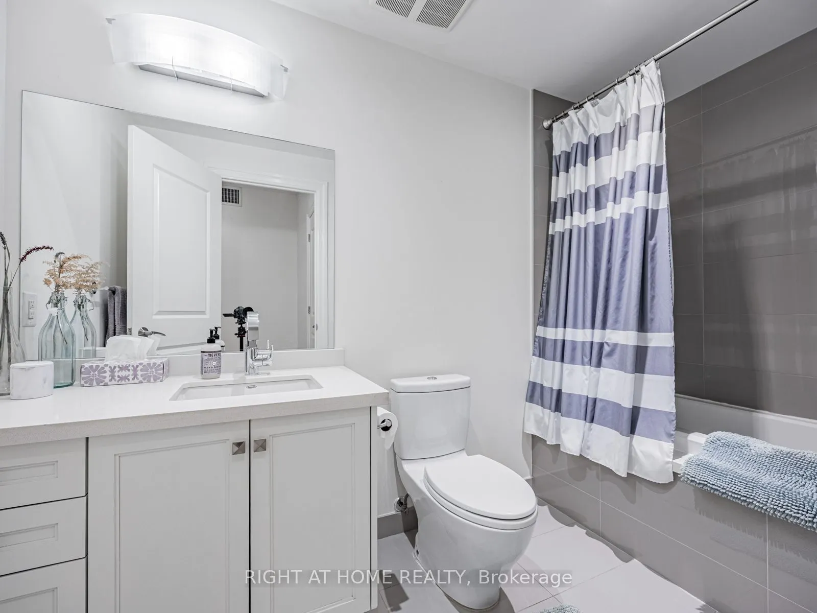 1 Rainsford Road, #207
