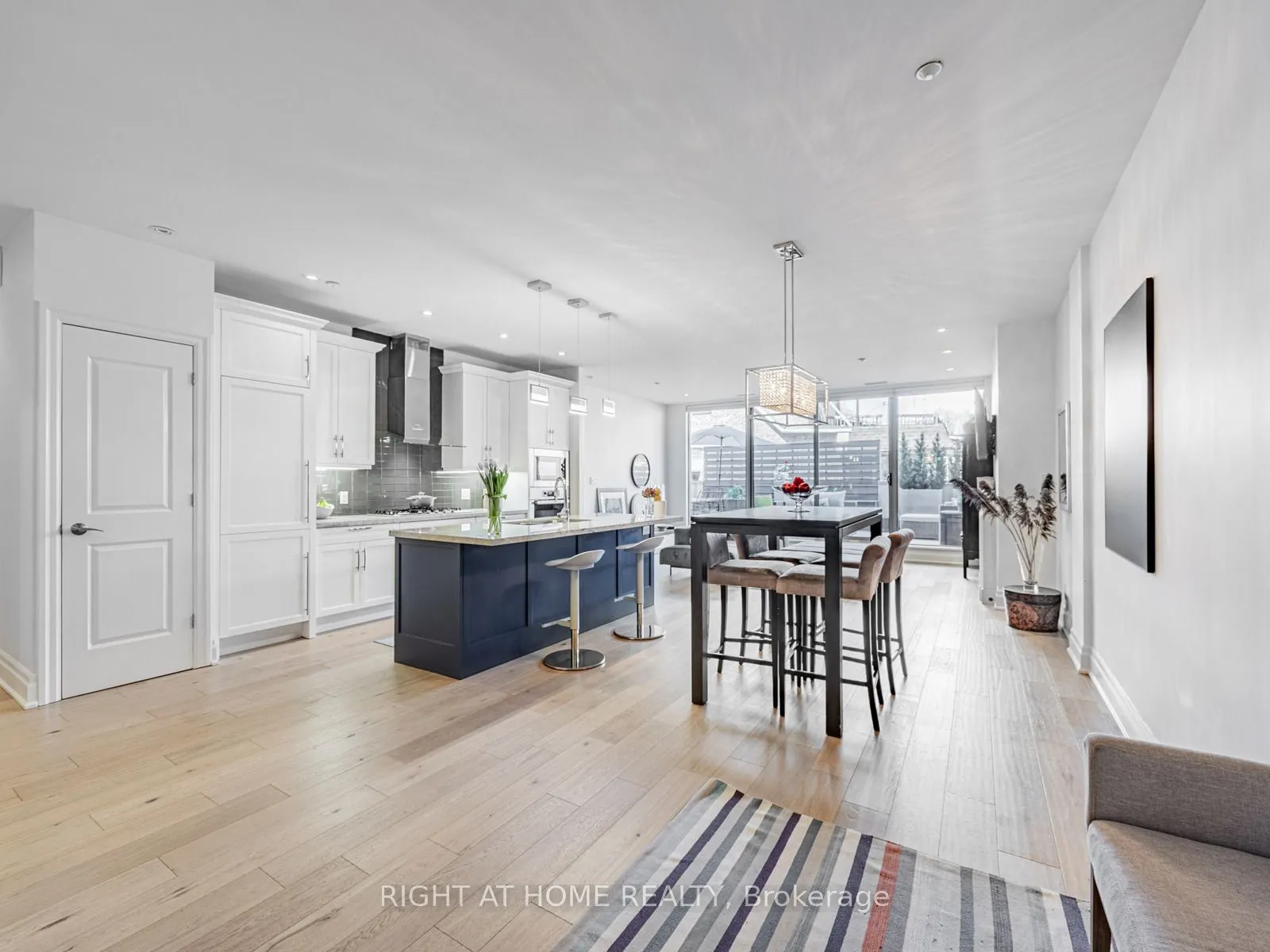 1 Rainsford Road, #207