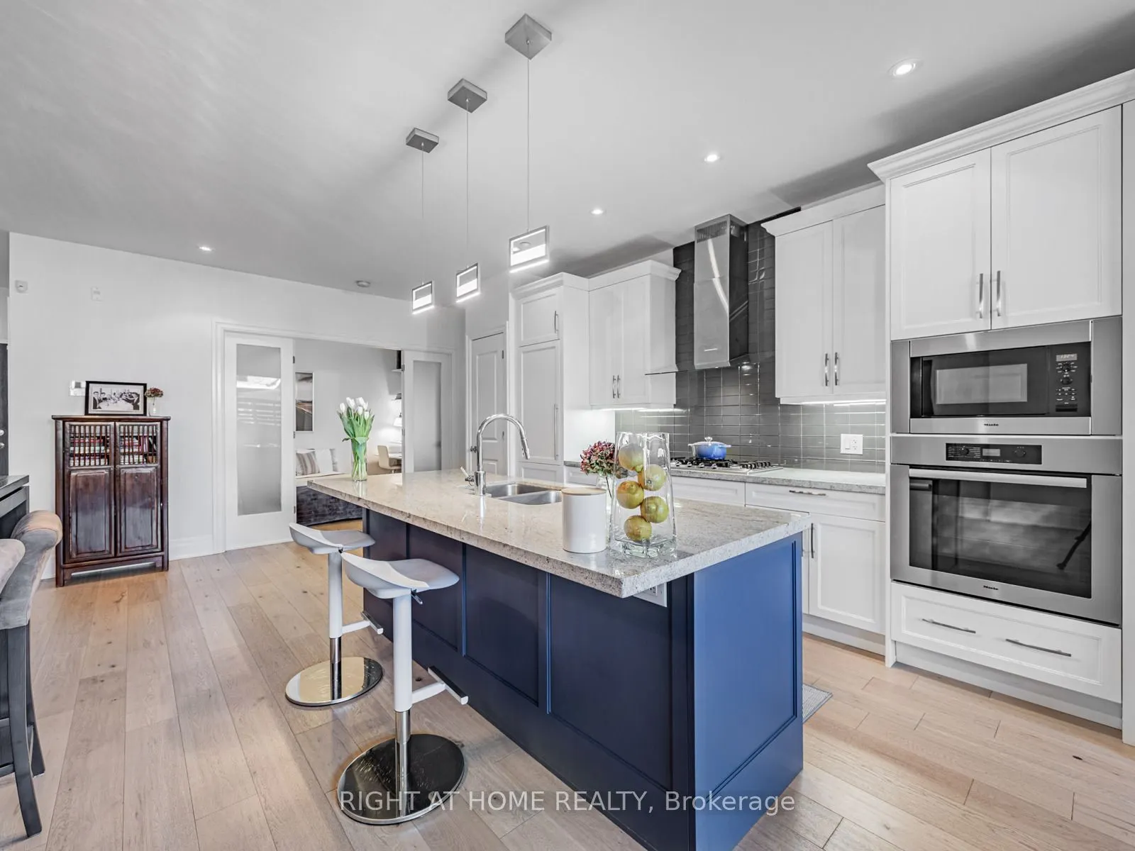 1 Rainsford Road, #207