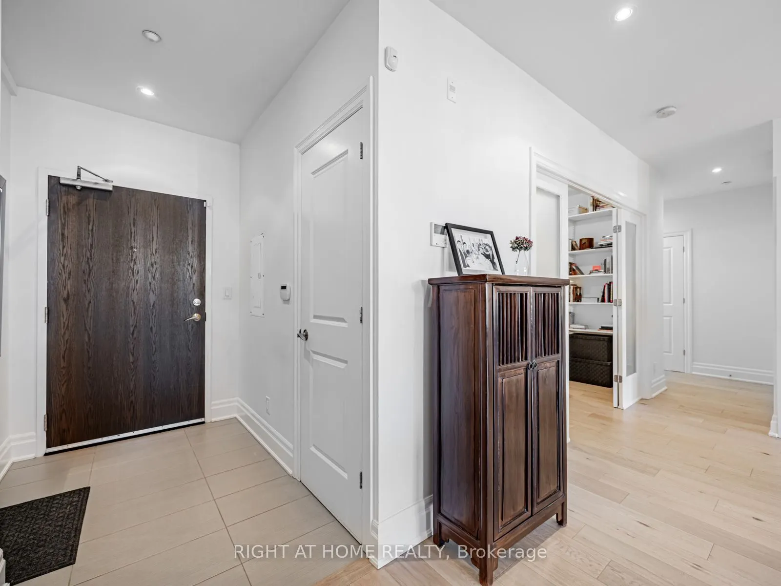 1 Rainsford Road, #207