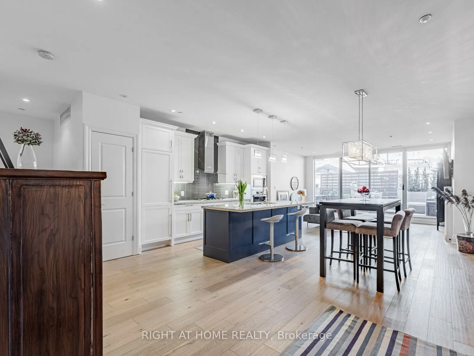 1 Rainsford Road, #207