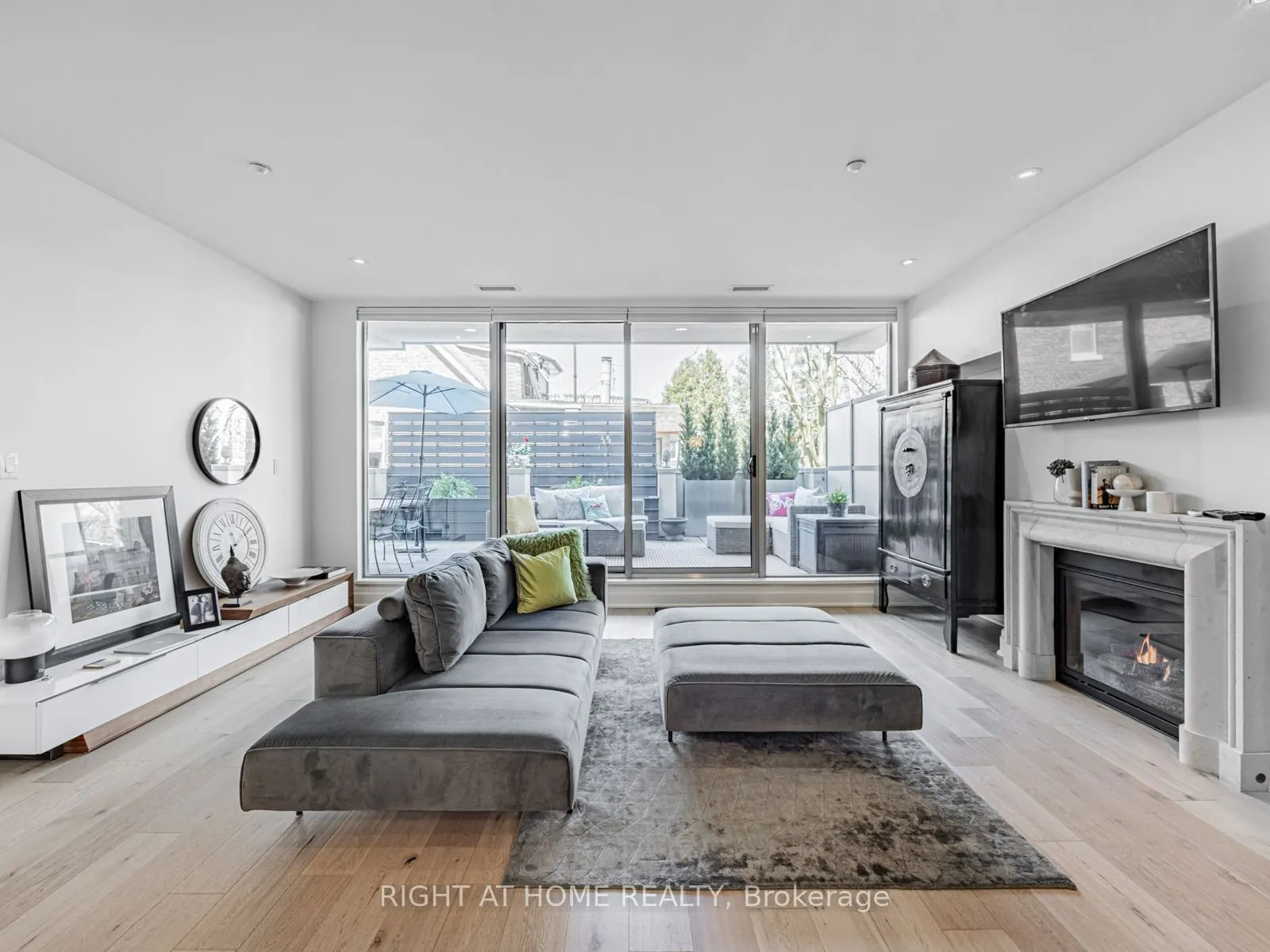 1 Rainsford Road, #207