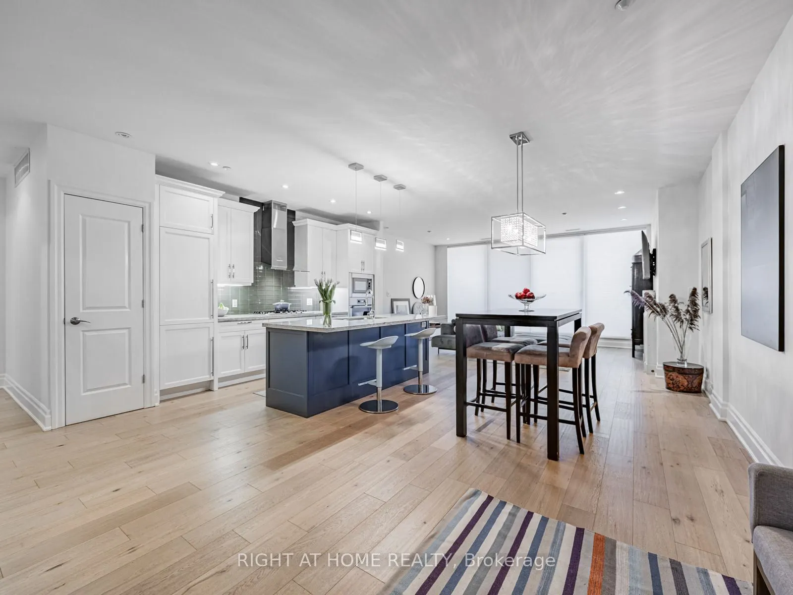 1 Rainsford Road, #207