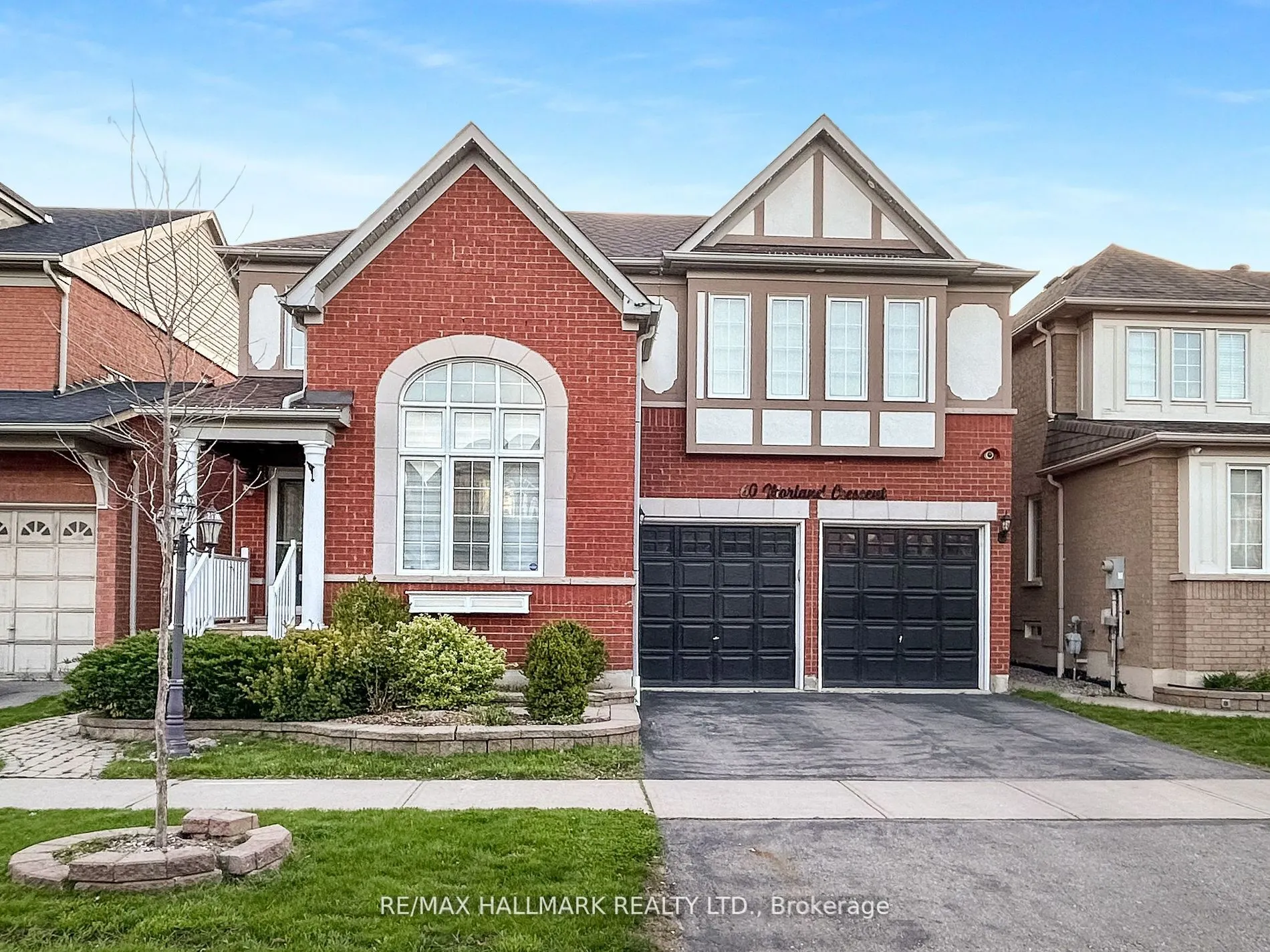 60 Morland Crescent