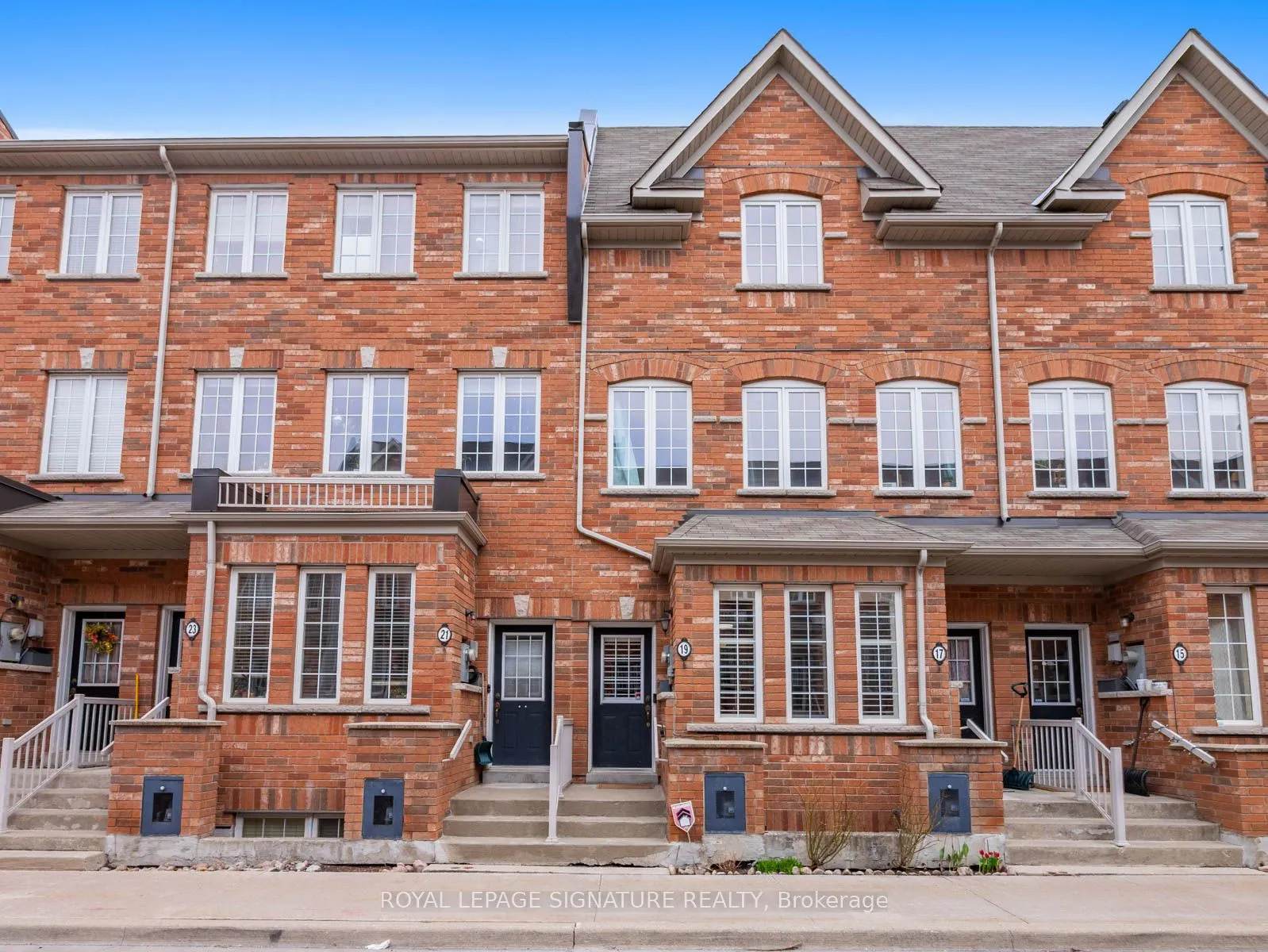19 Philpott Gardens, #11