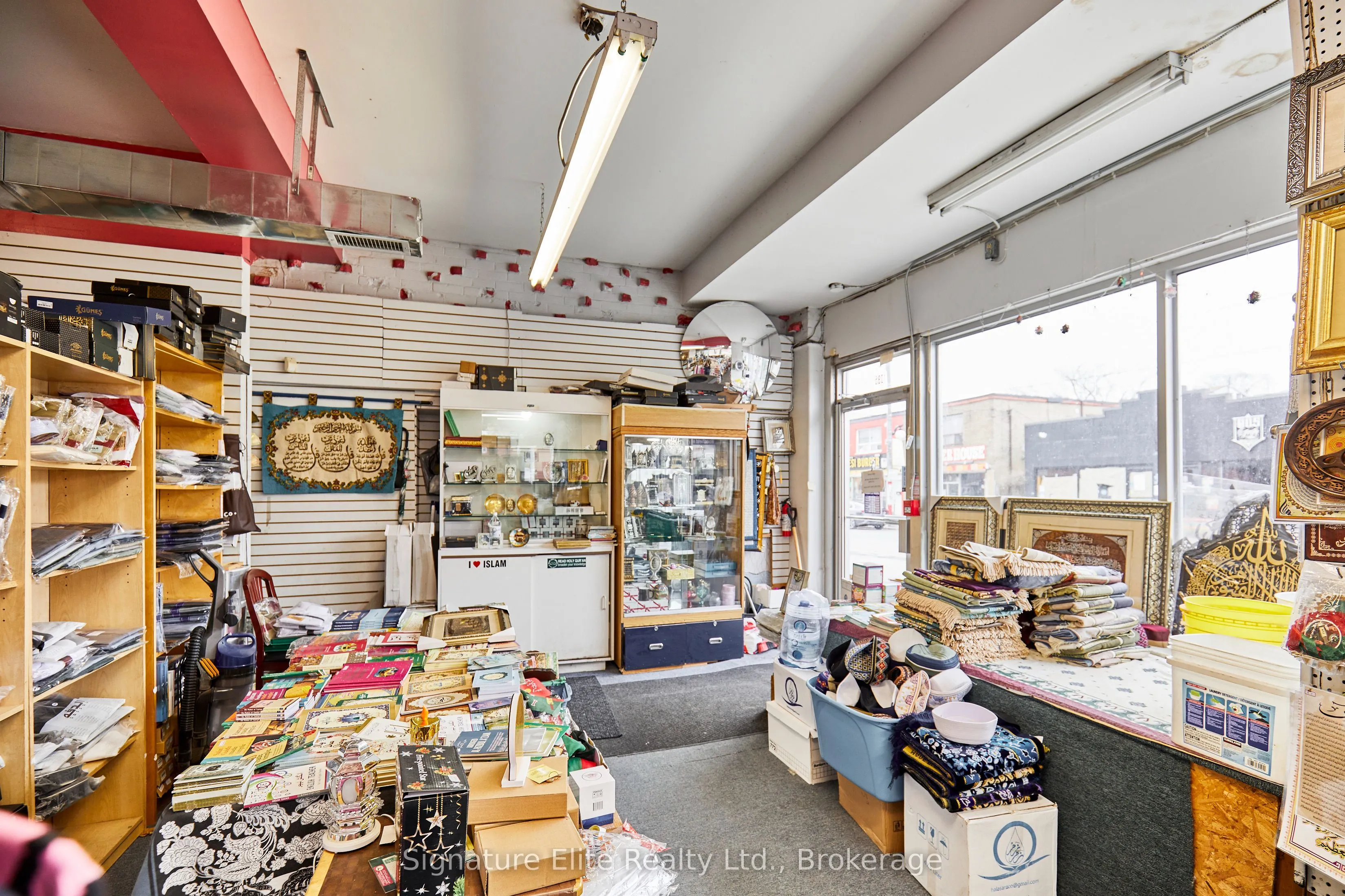 1395 Gerrard Street E