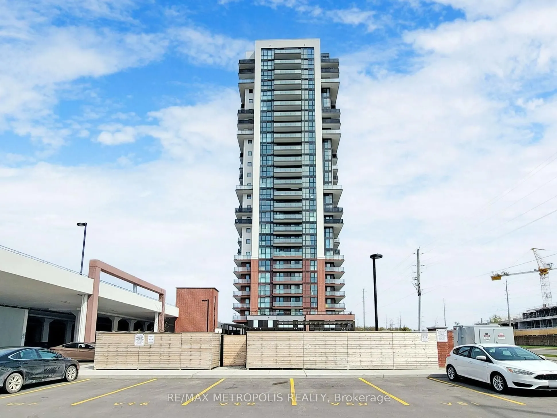 2550 Simcoe Street N #2020