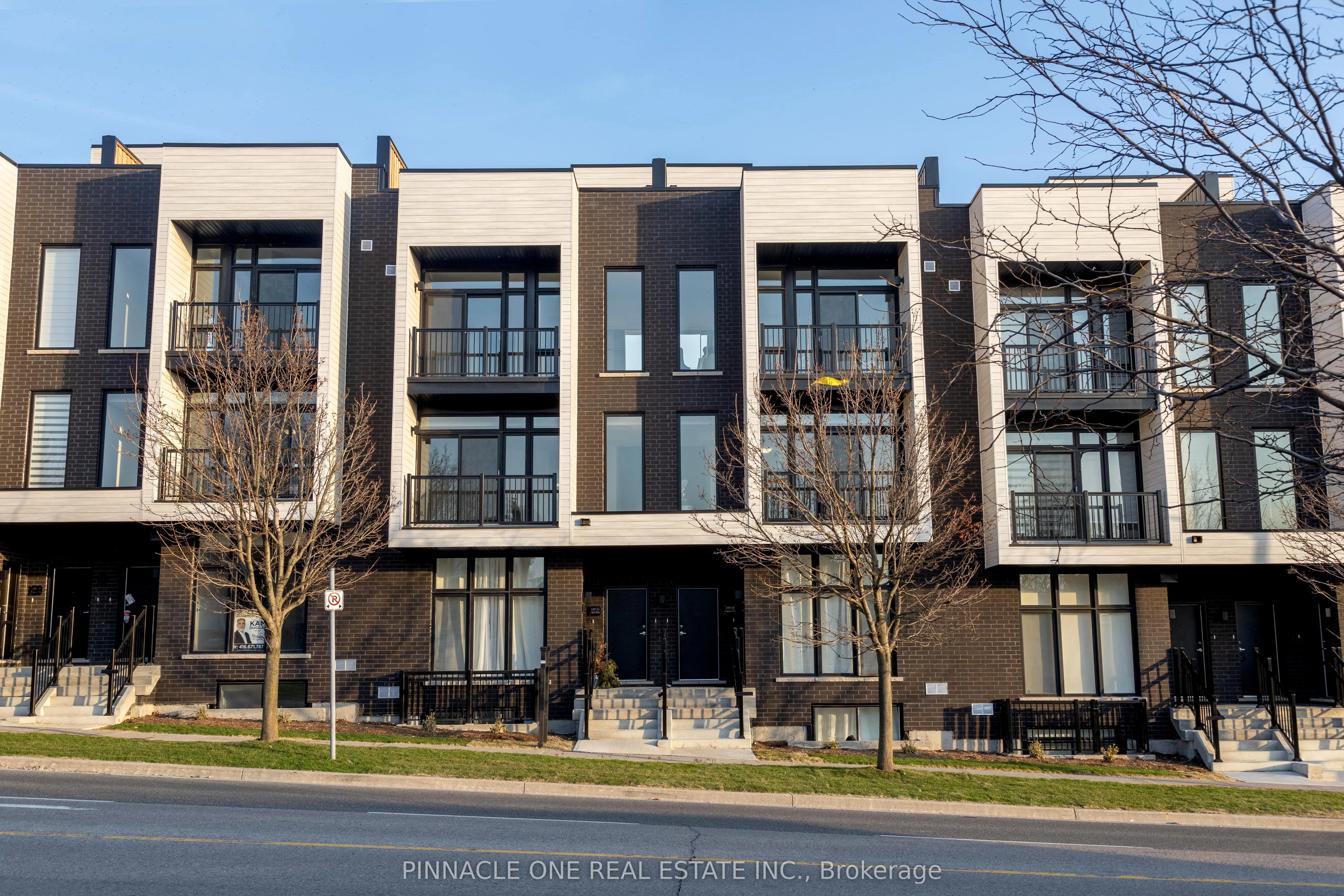 188 Angus Drive, #14