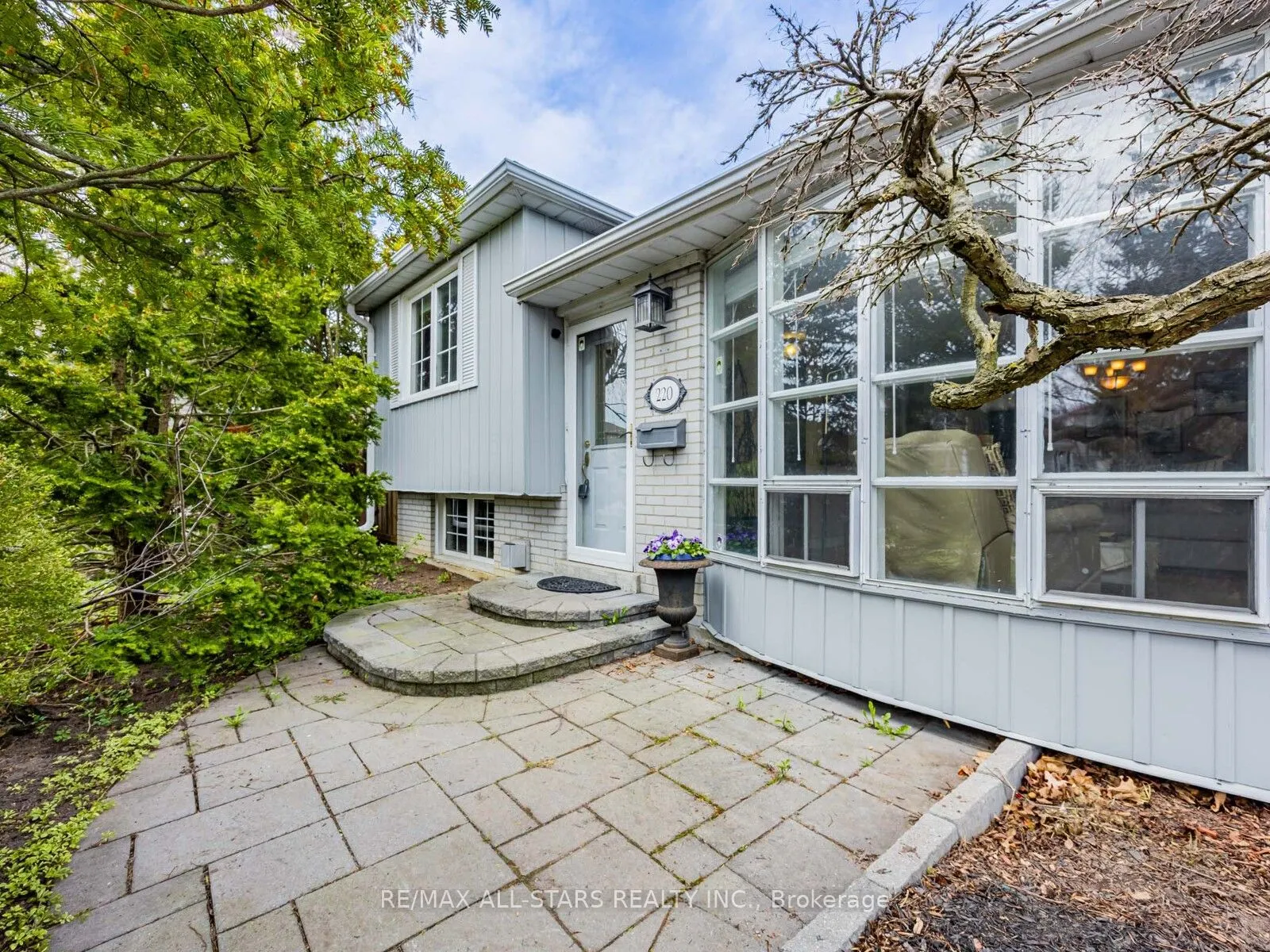 220 Catalina Drive