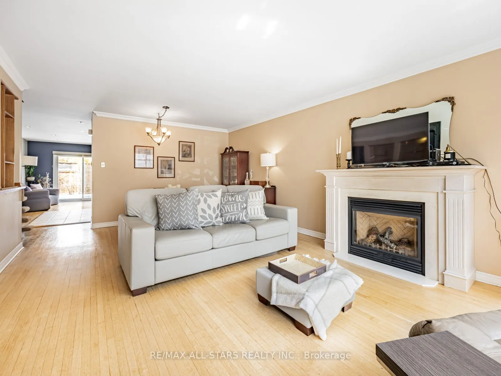 220 Catalina Drive
