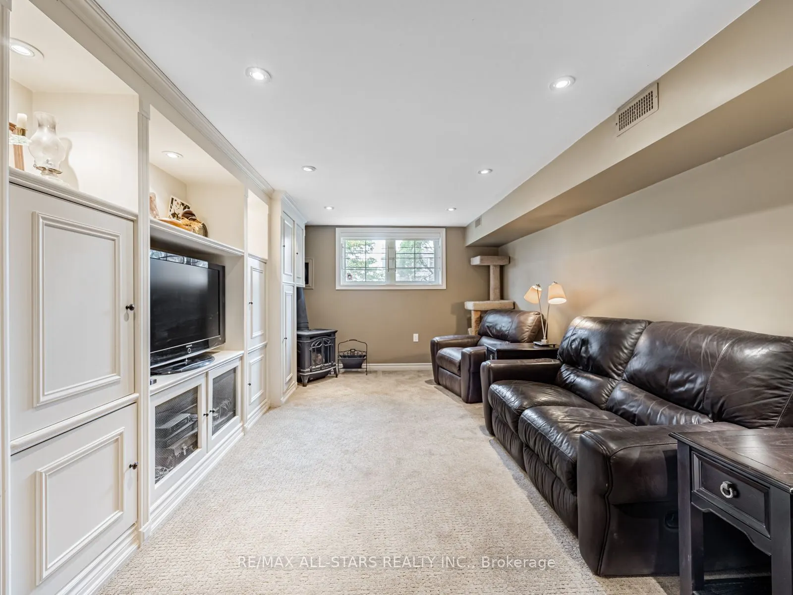 220 Catalina Drive