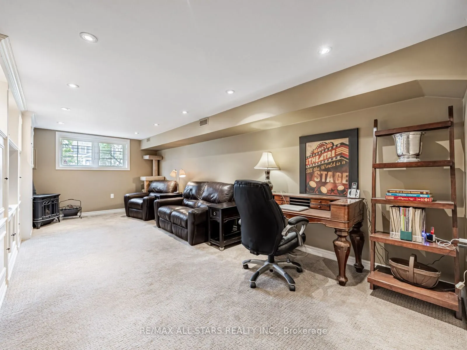 220 Catalina Drive