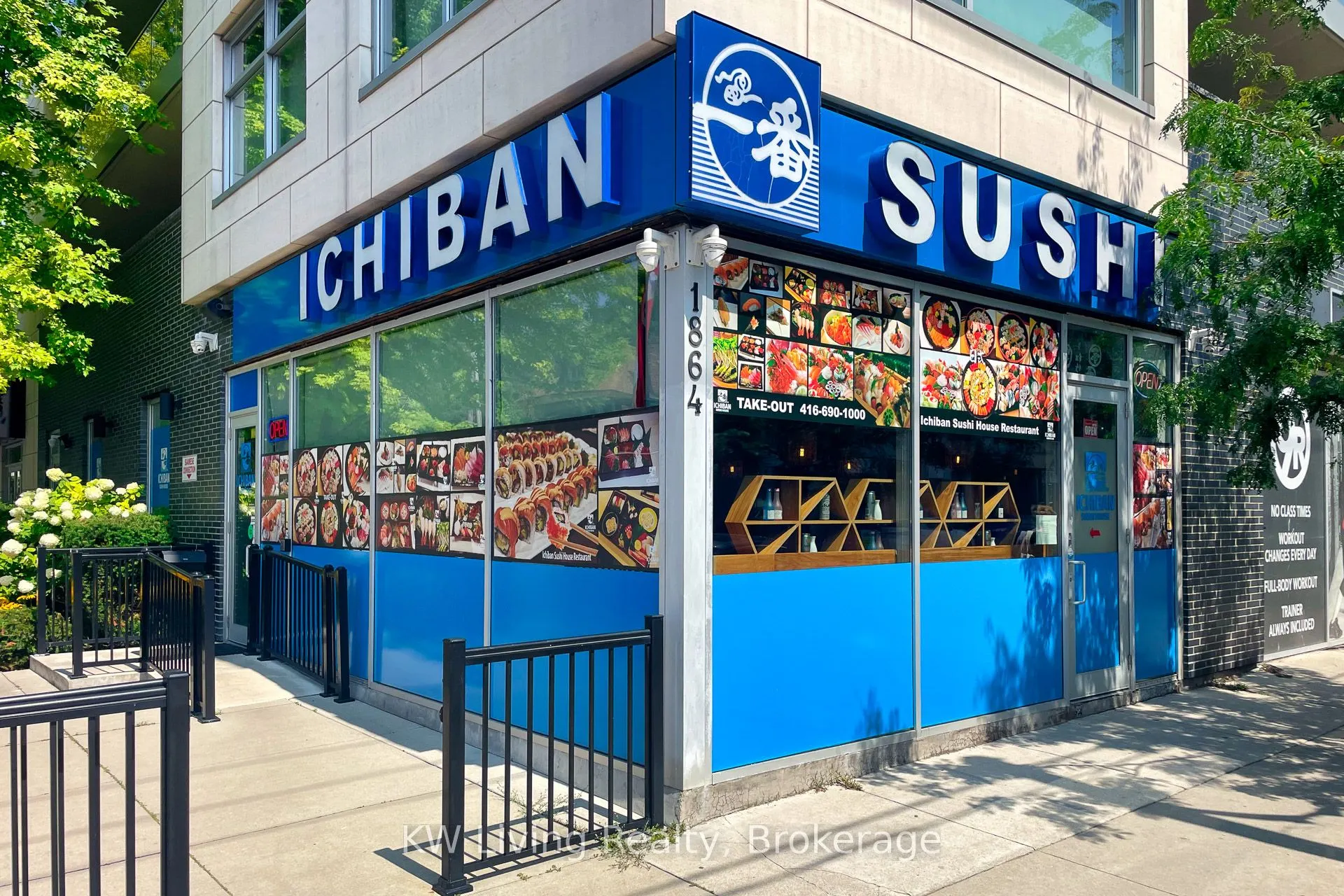 1864 Queen Street E