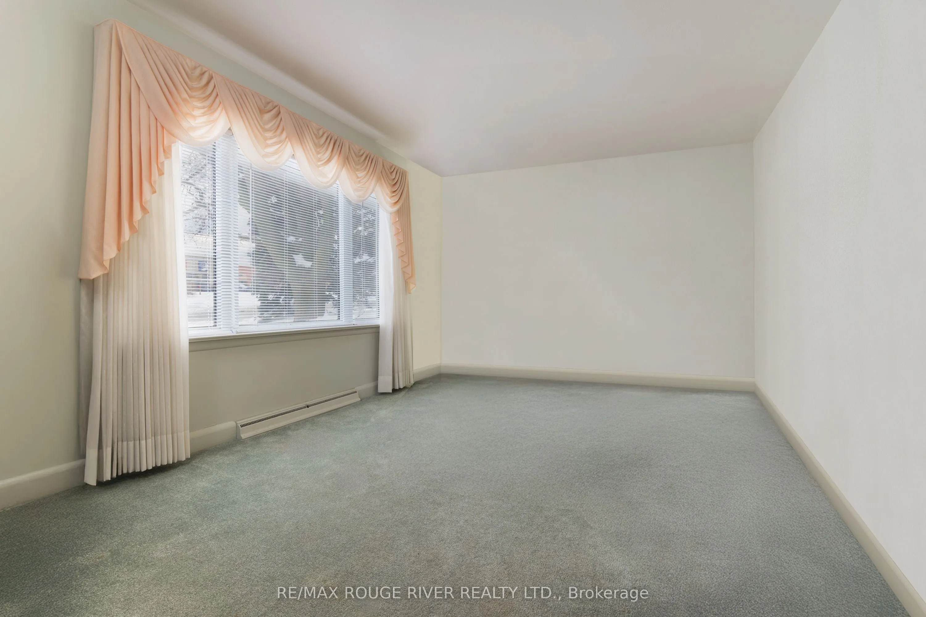 286 King Street E