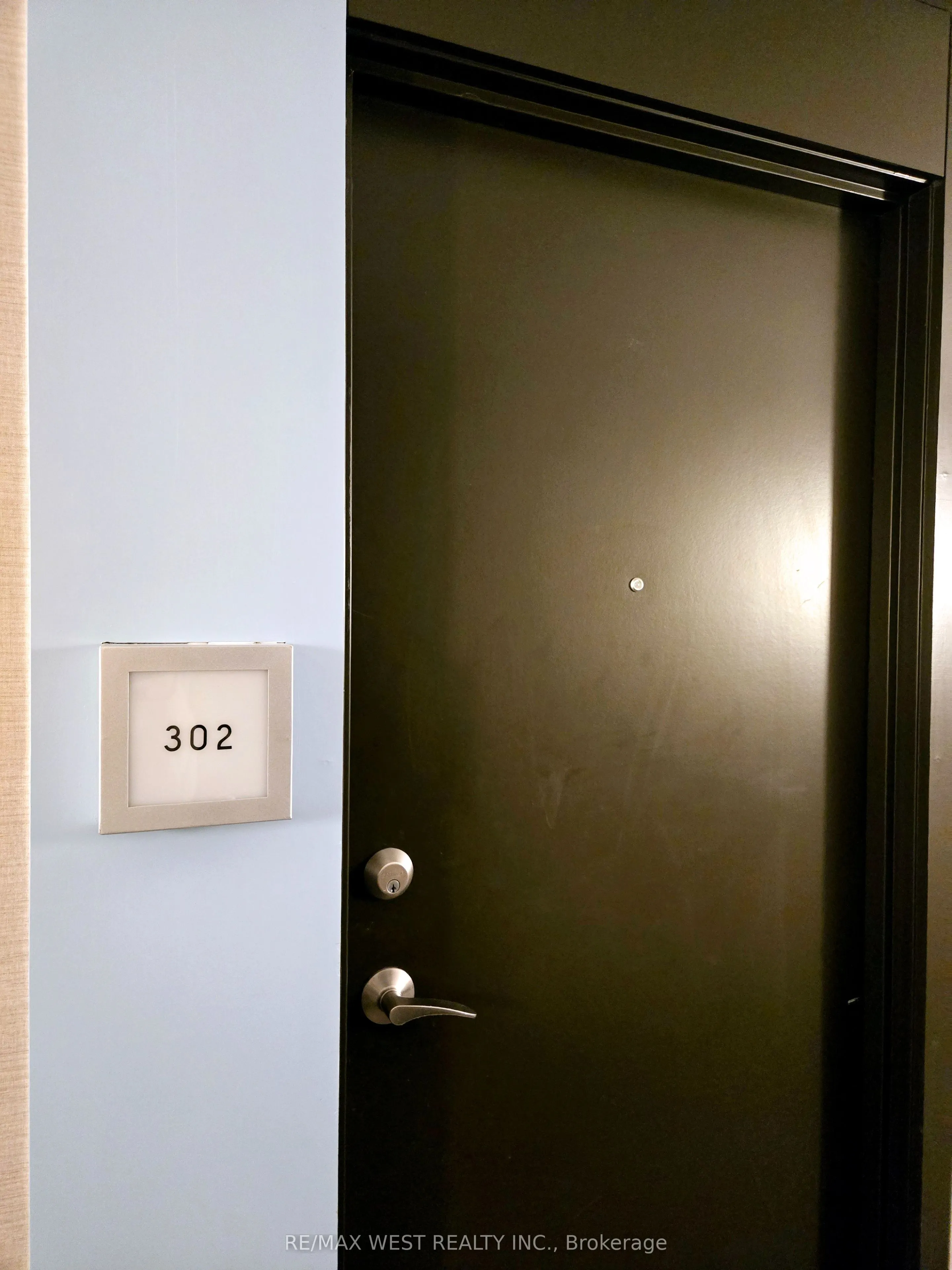1600 Charles Street #302