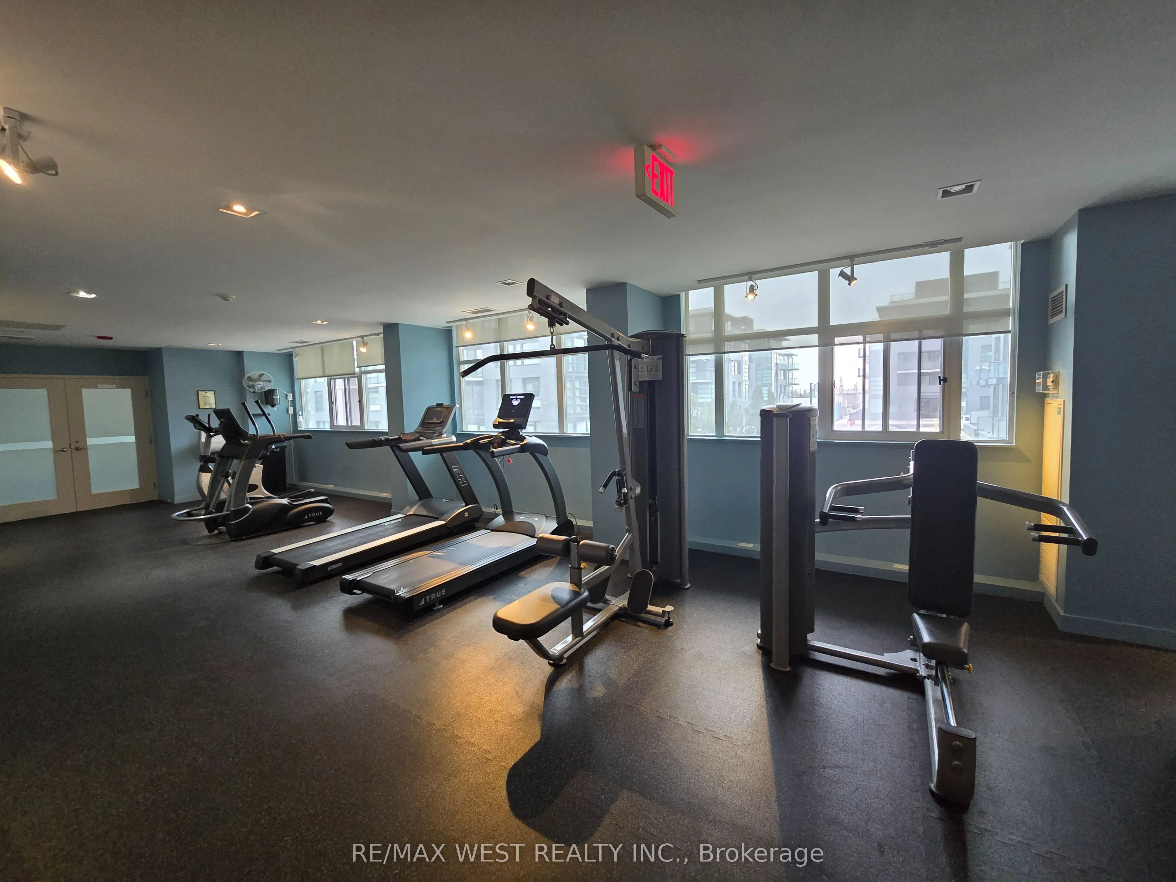 1600 Charles Street #302
