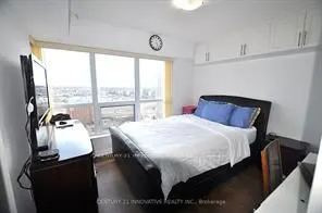 275 Village Green Square, #2616