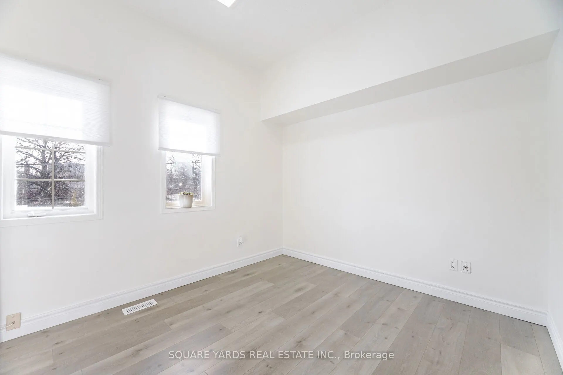 189 Galloway Road, #10