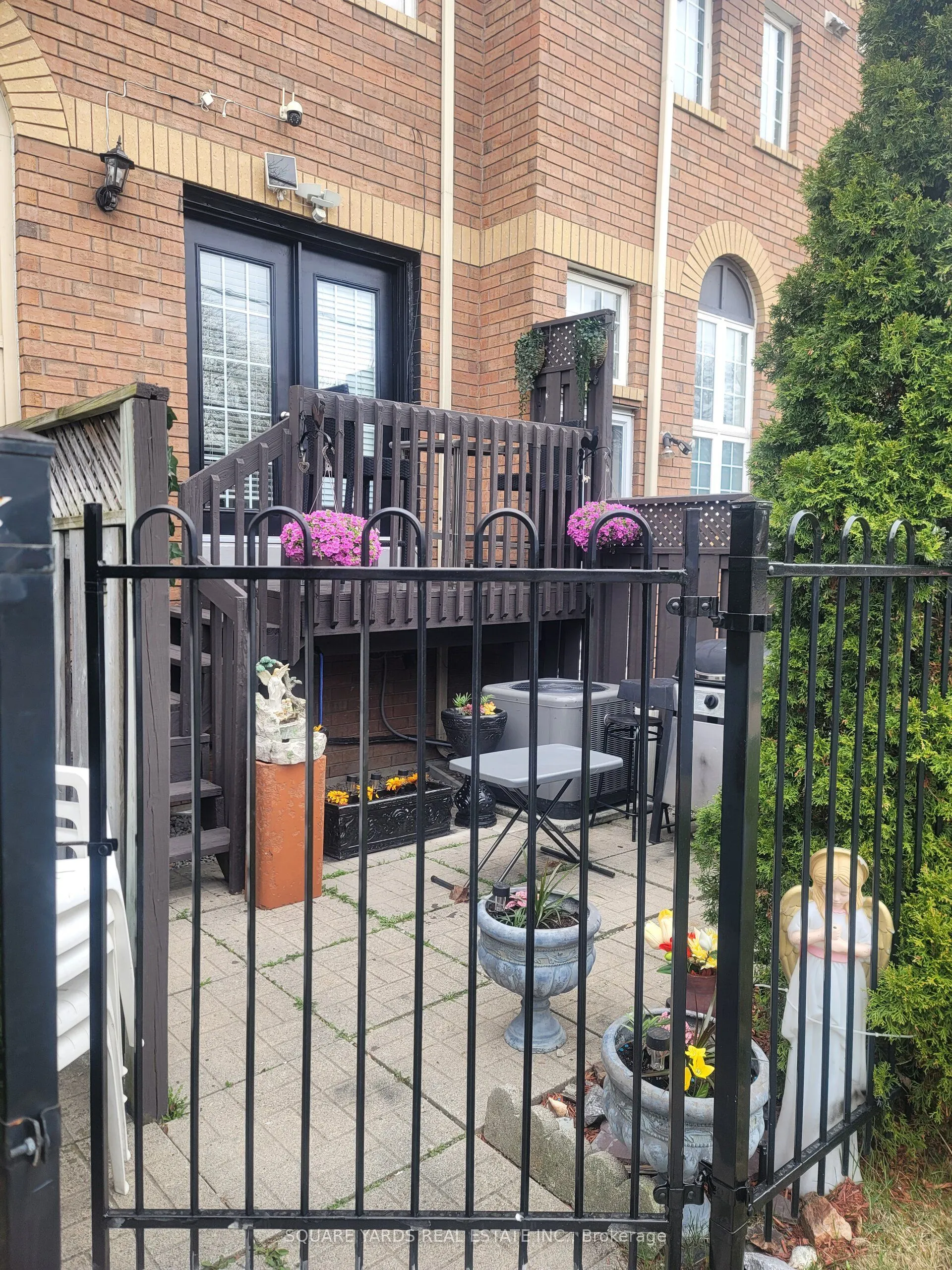 189 Galloway Road, #10