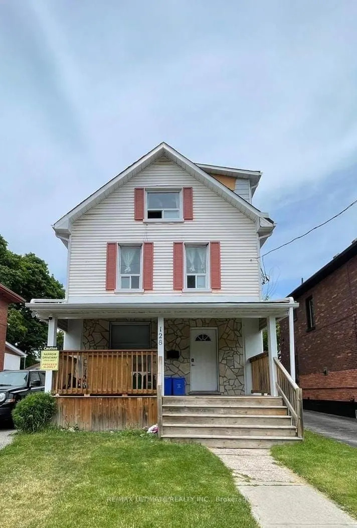 128 Elgin Street E