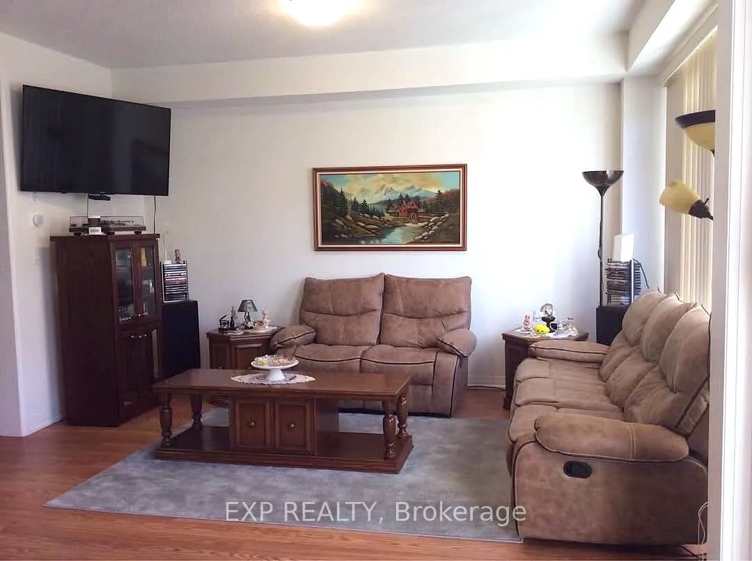 130 Ogston Crescent