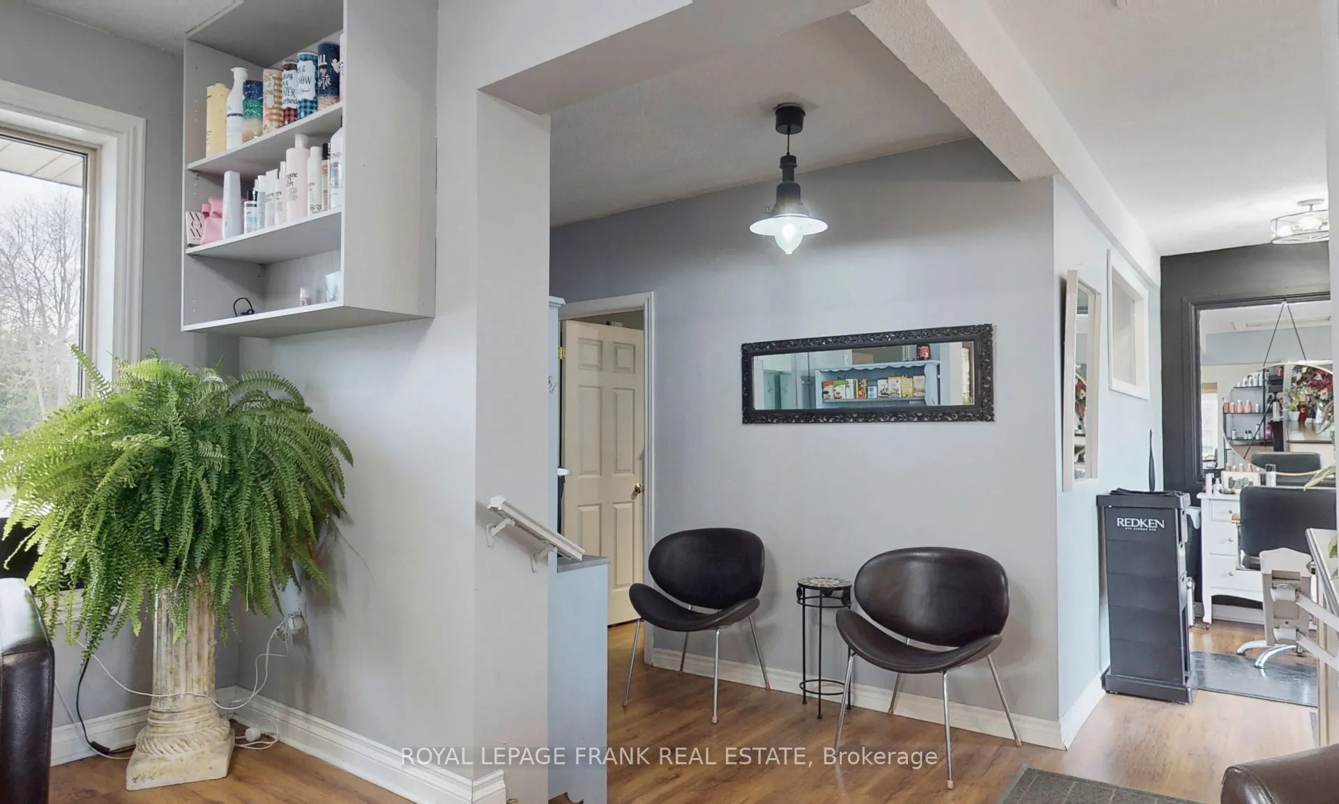 21 Beatrice Street W