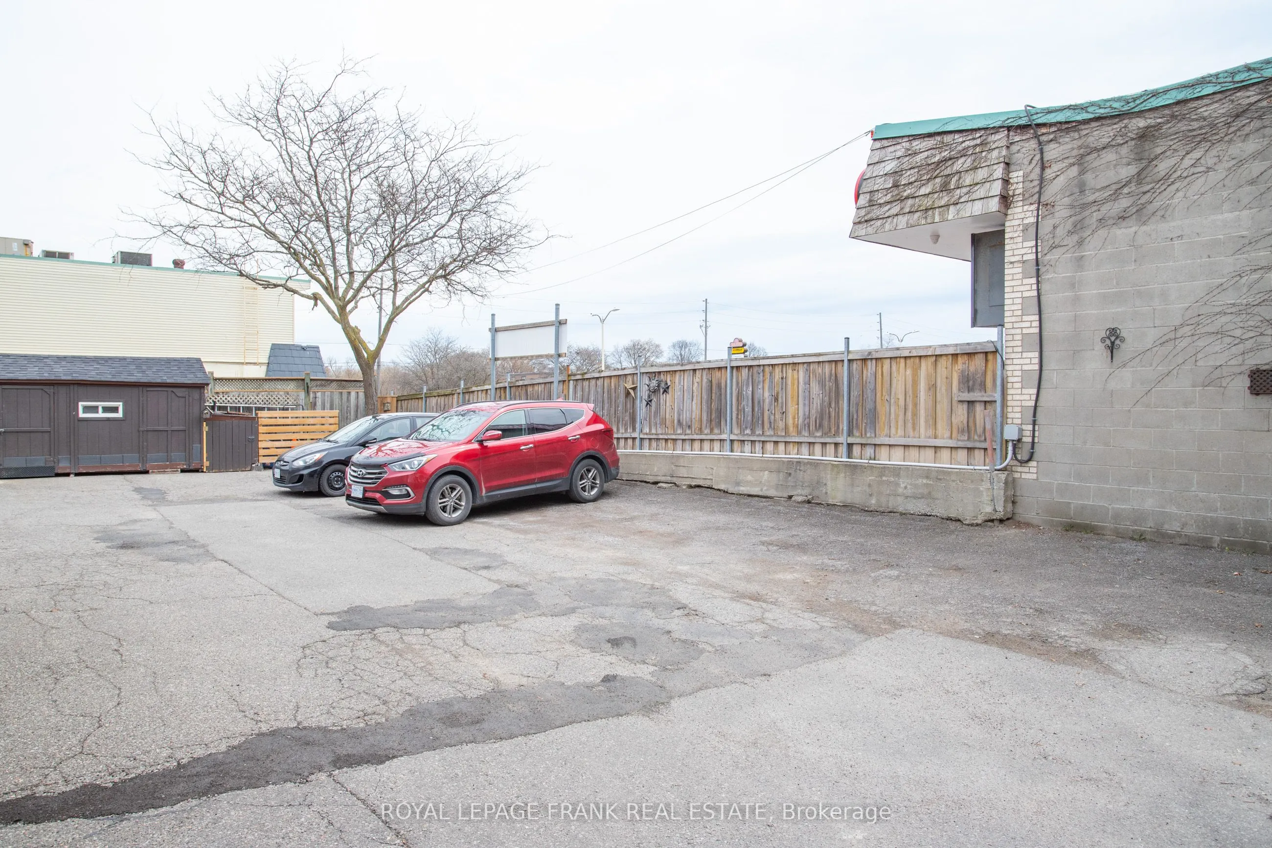 21 Beatrice Street W