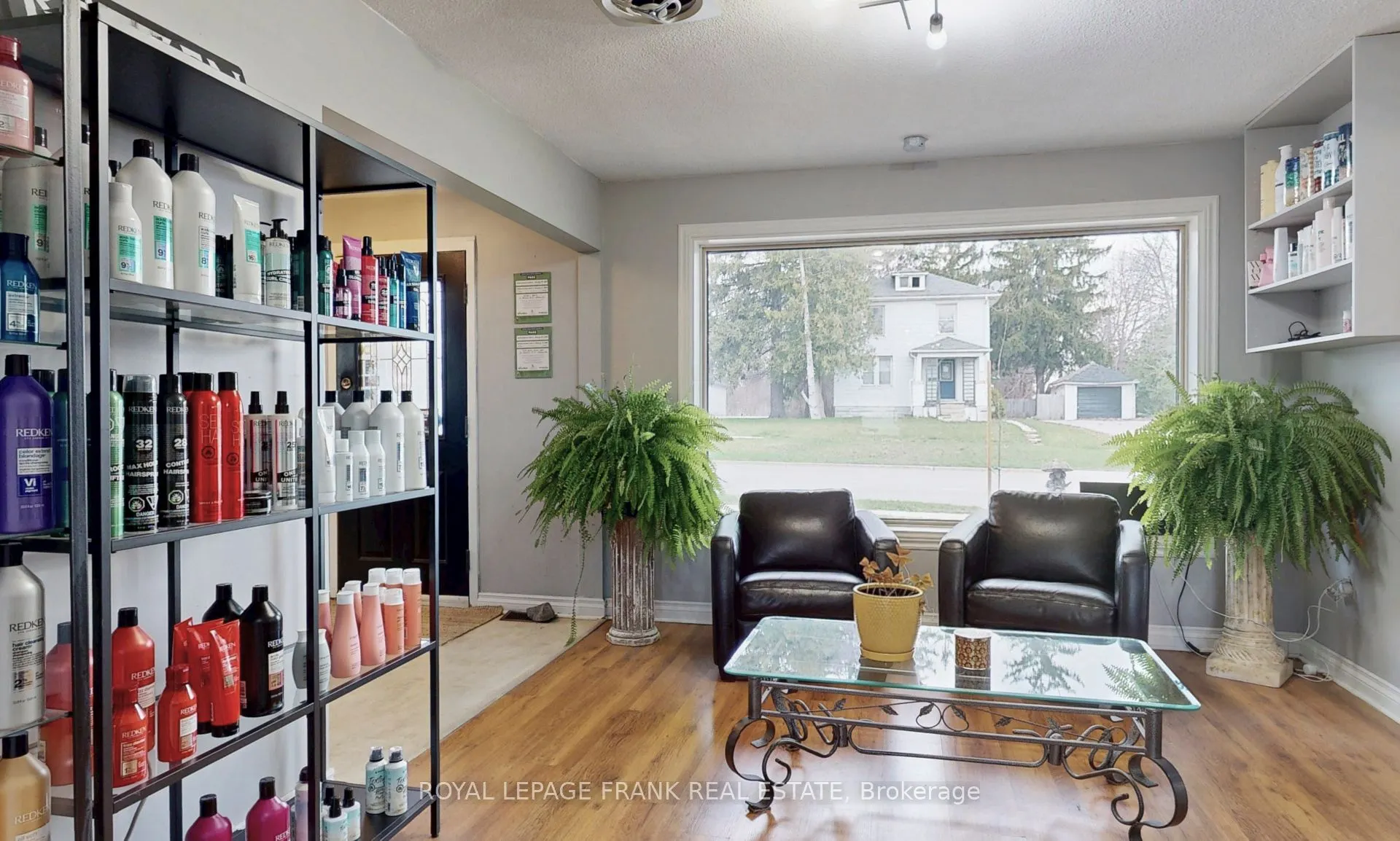 21 Beatrice Street W