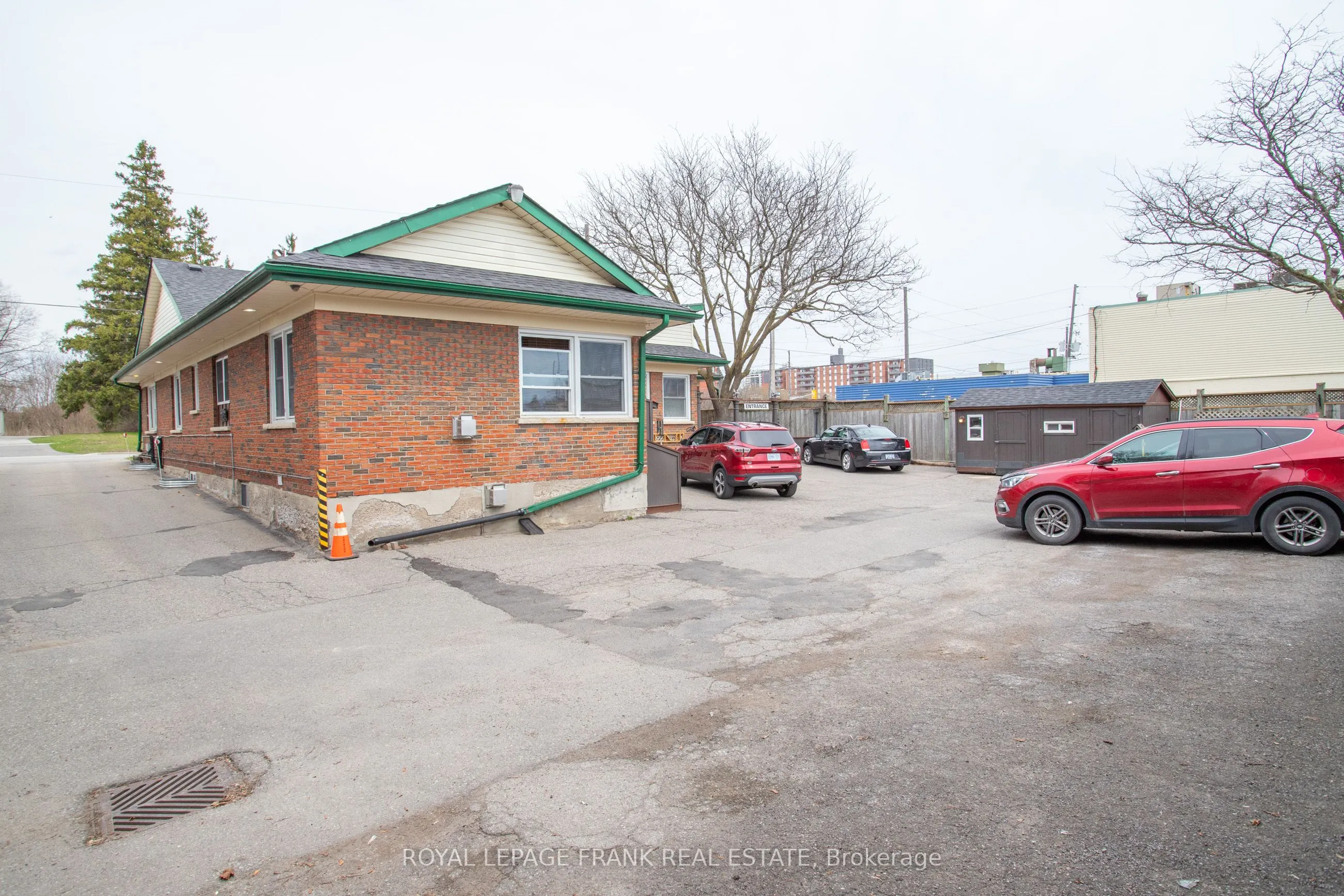 21 Beatrice Street W
