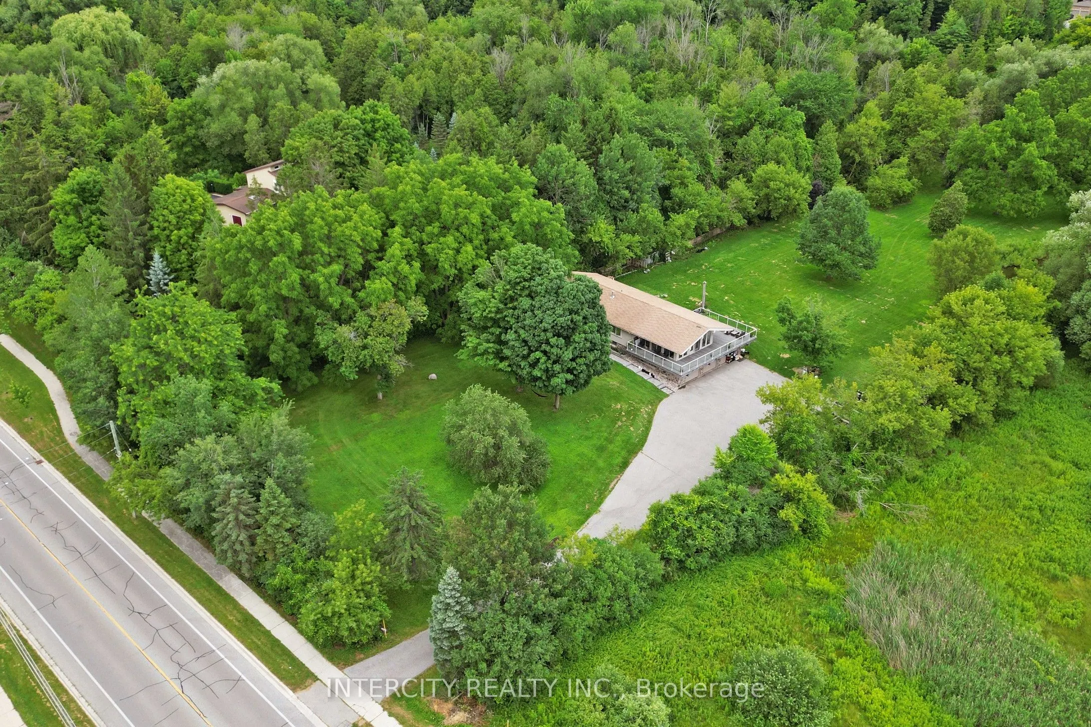 3505 Cochrane Street