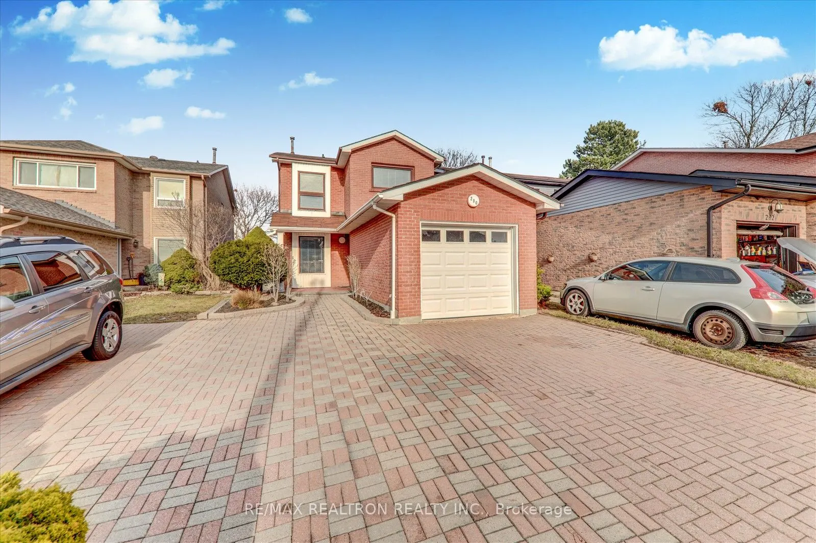 290 Braymore Boulevard