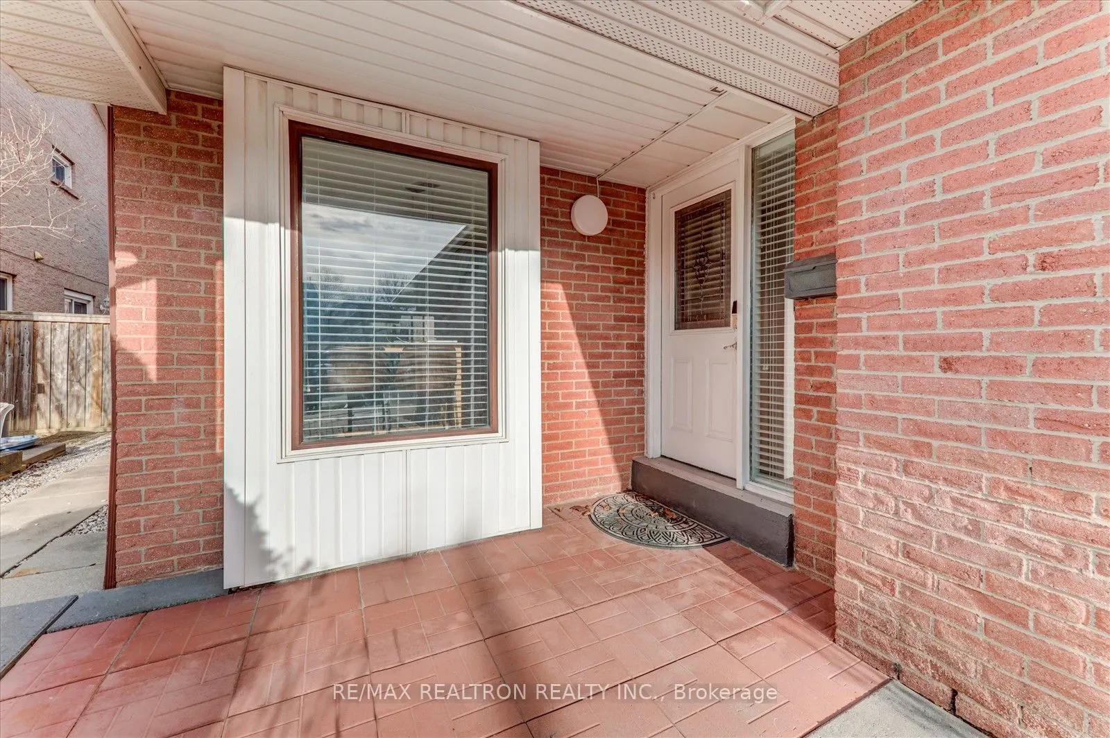 290 Braymore Boulevard