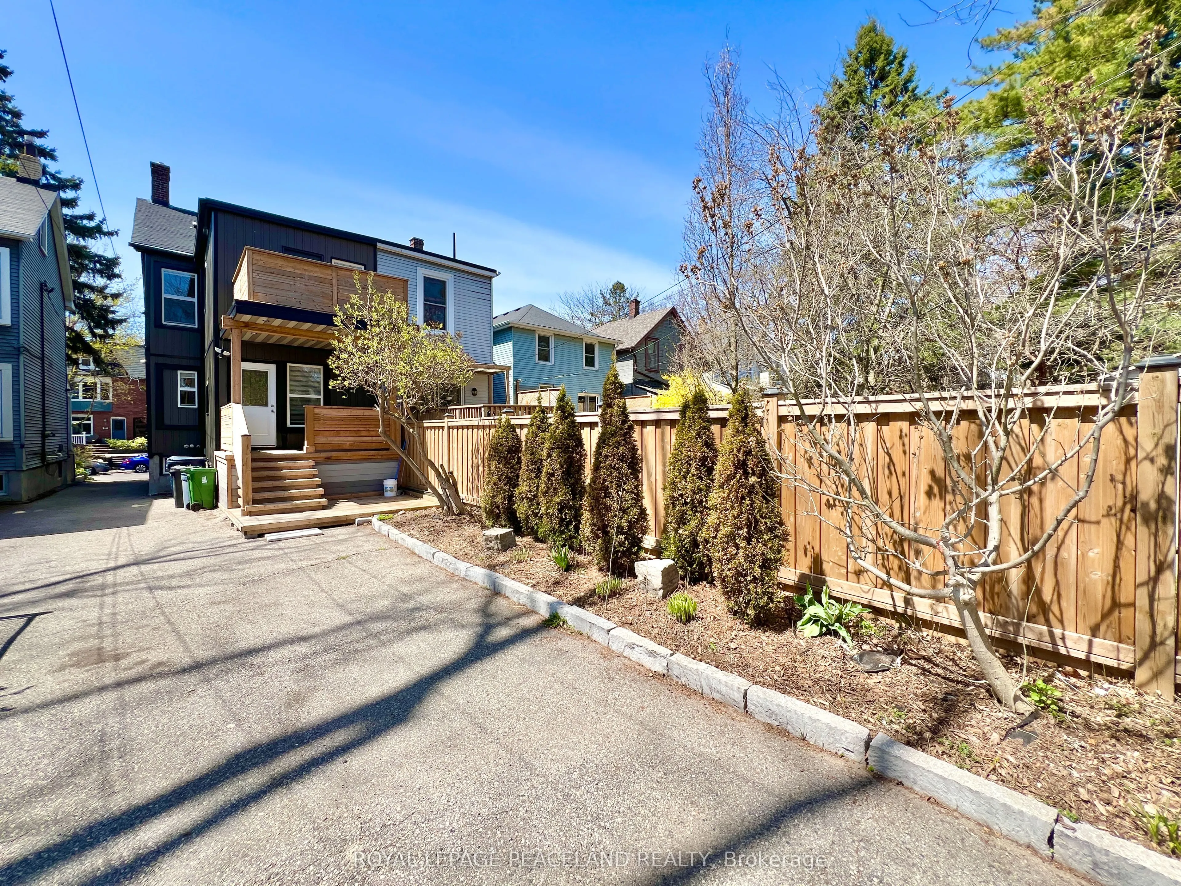 5 Herbert Avenue