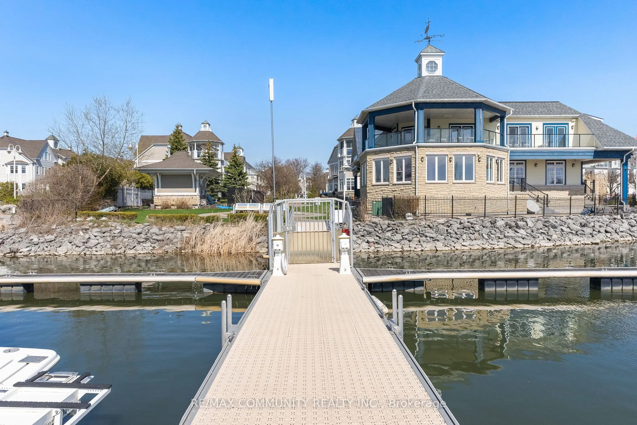 1295 Wharf Street, #17