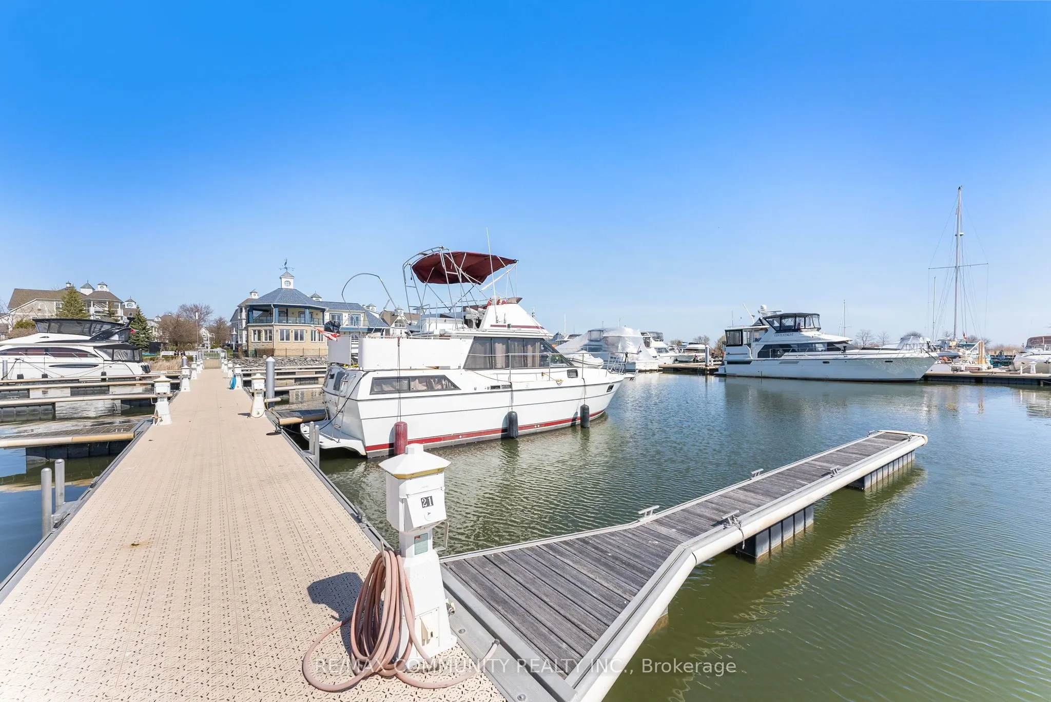 1295 Wharf Street, #17