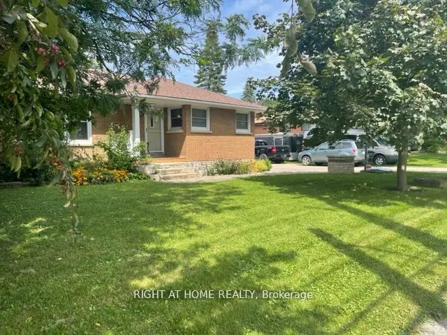 132 Winchester Road E