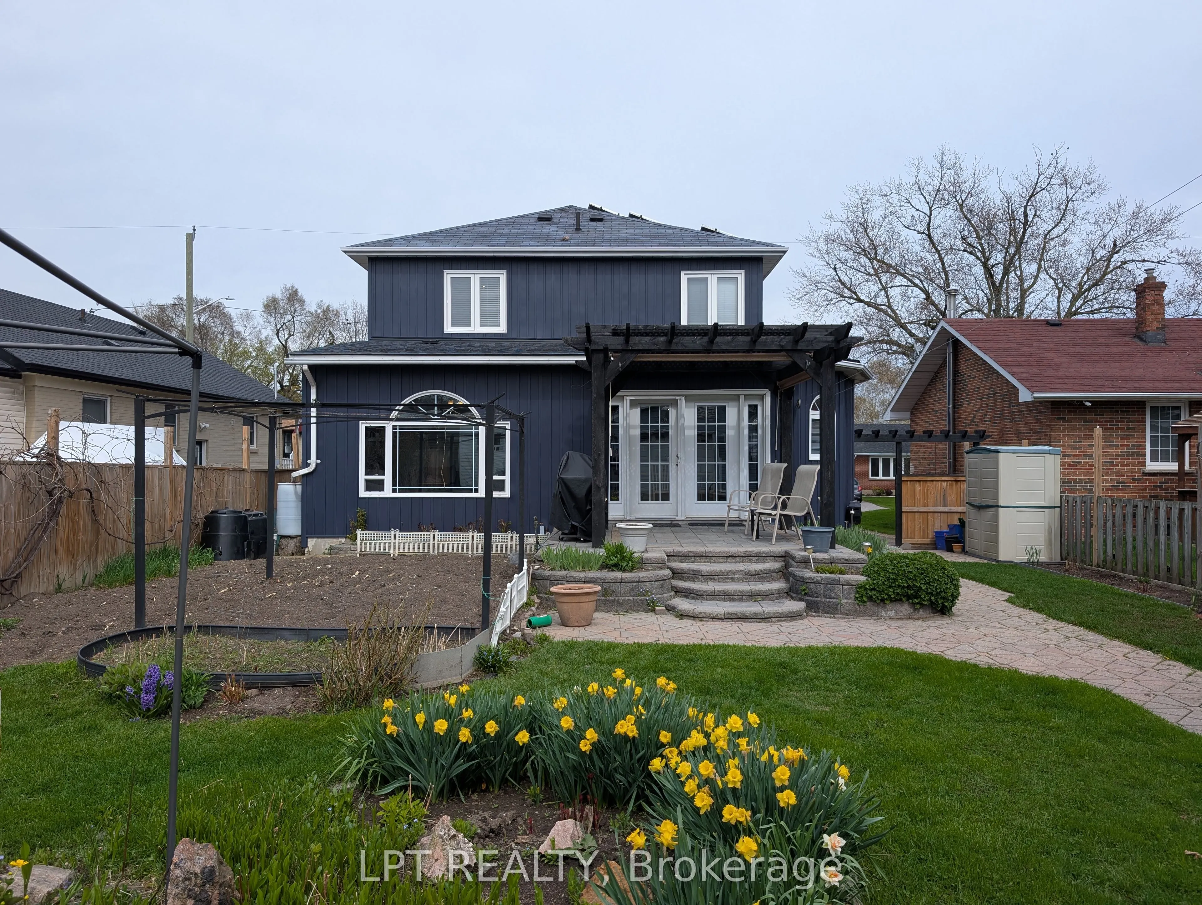 1116 Green Street