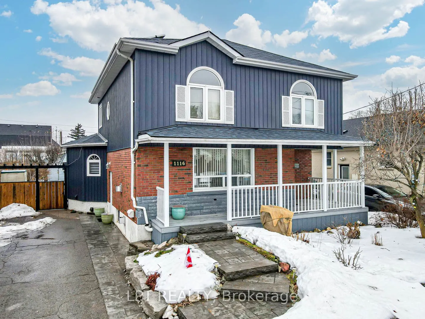 1116 Green Street