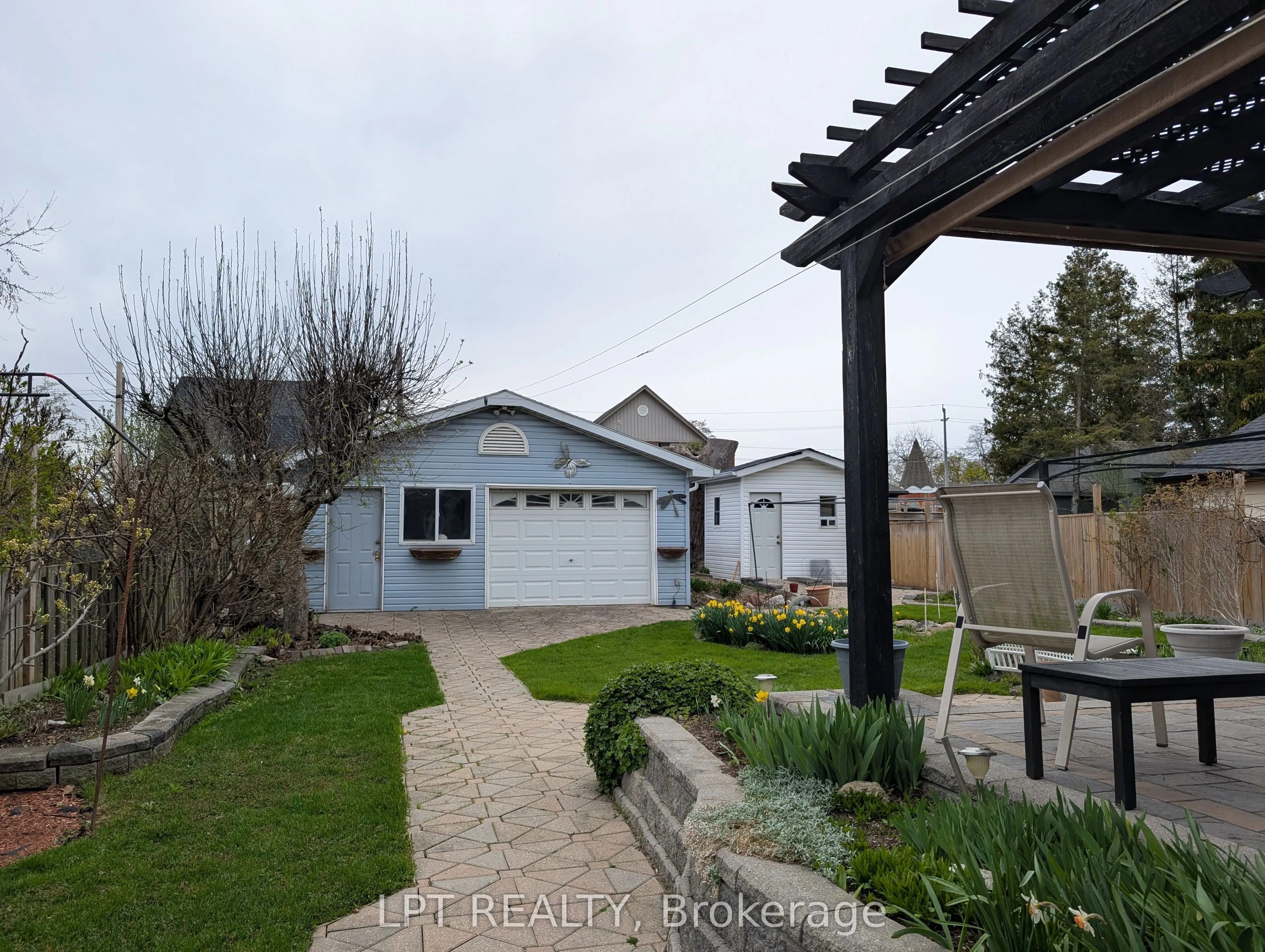 1116 Green Street
