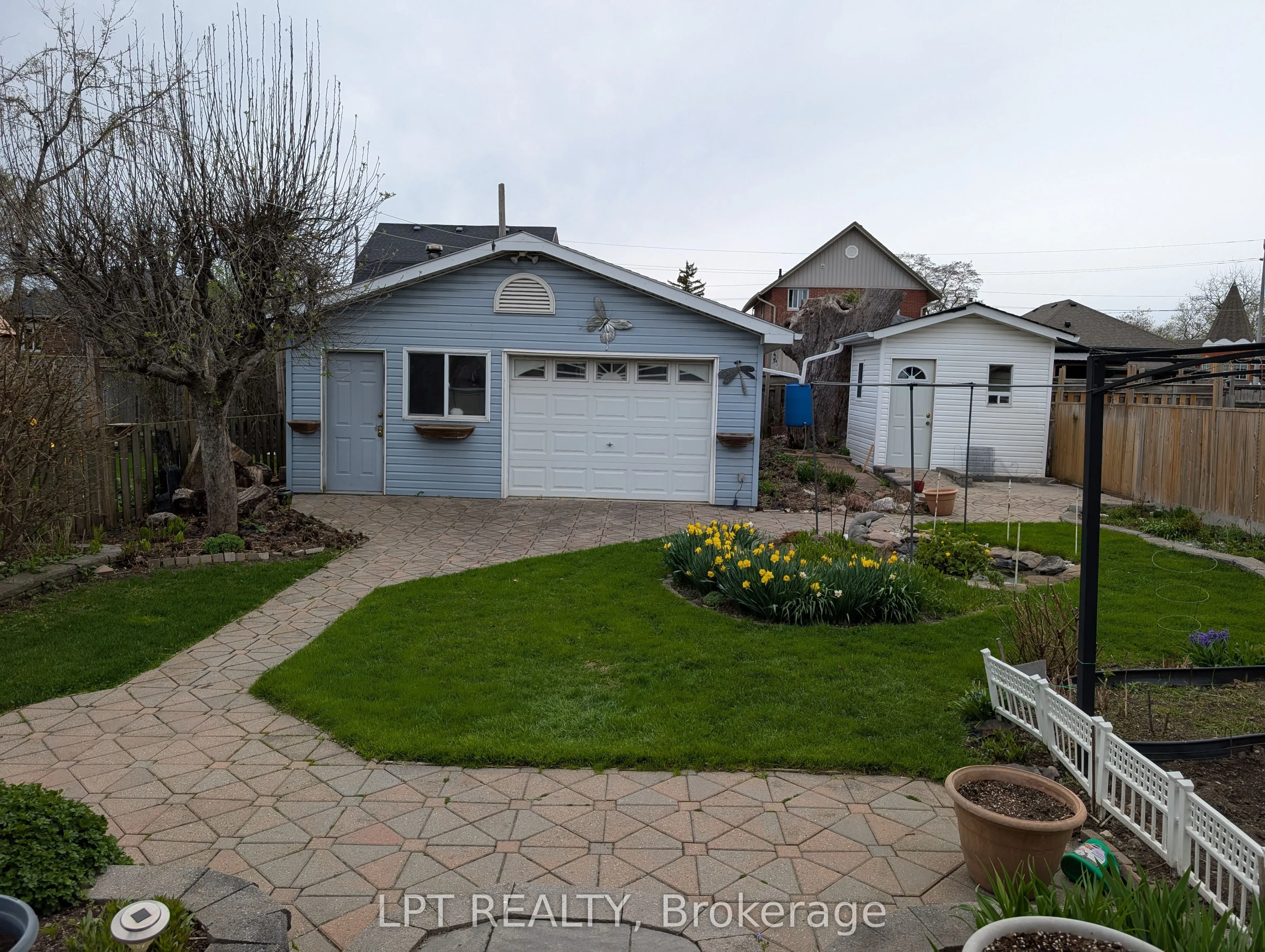 1116 Green Street