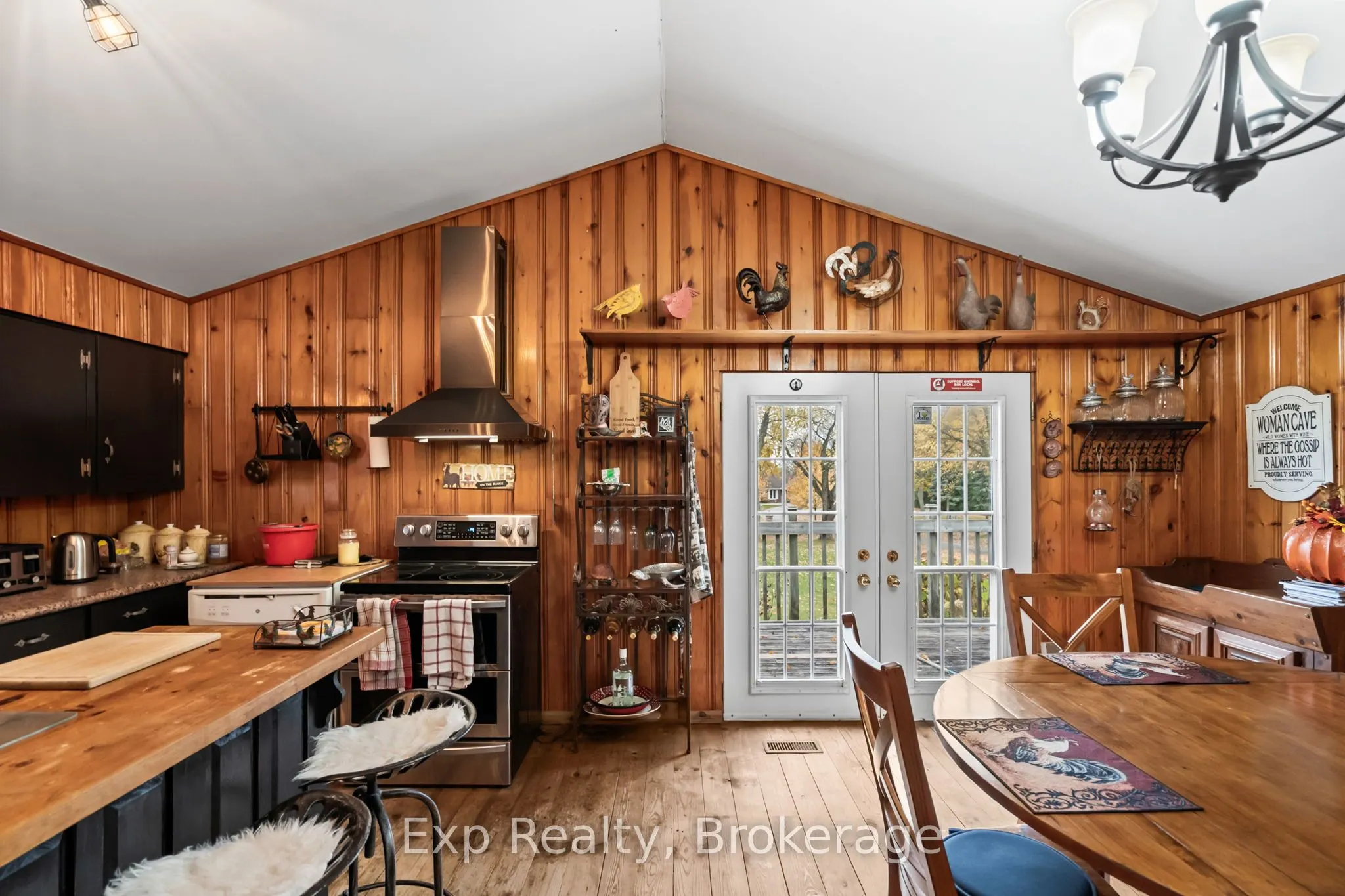 772 Townline Road W