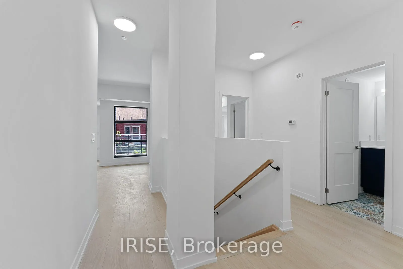 485 Logan Avenue S, #207