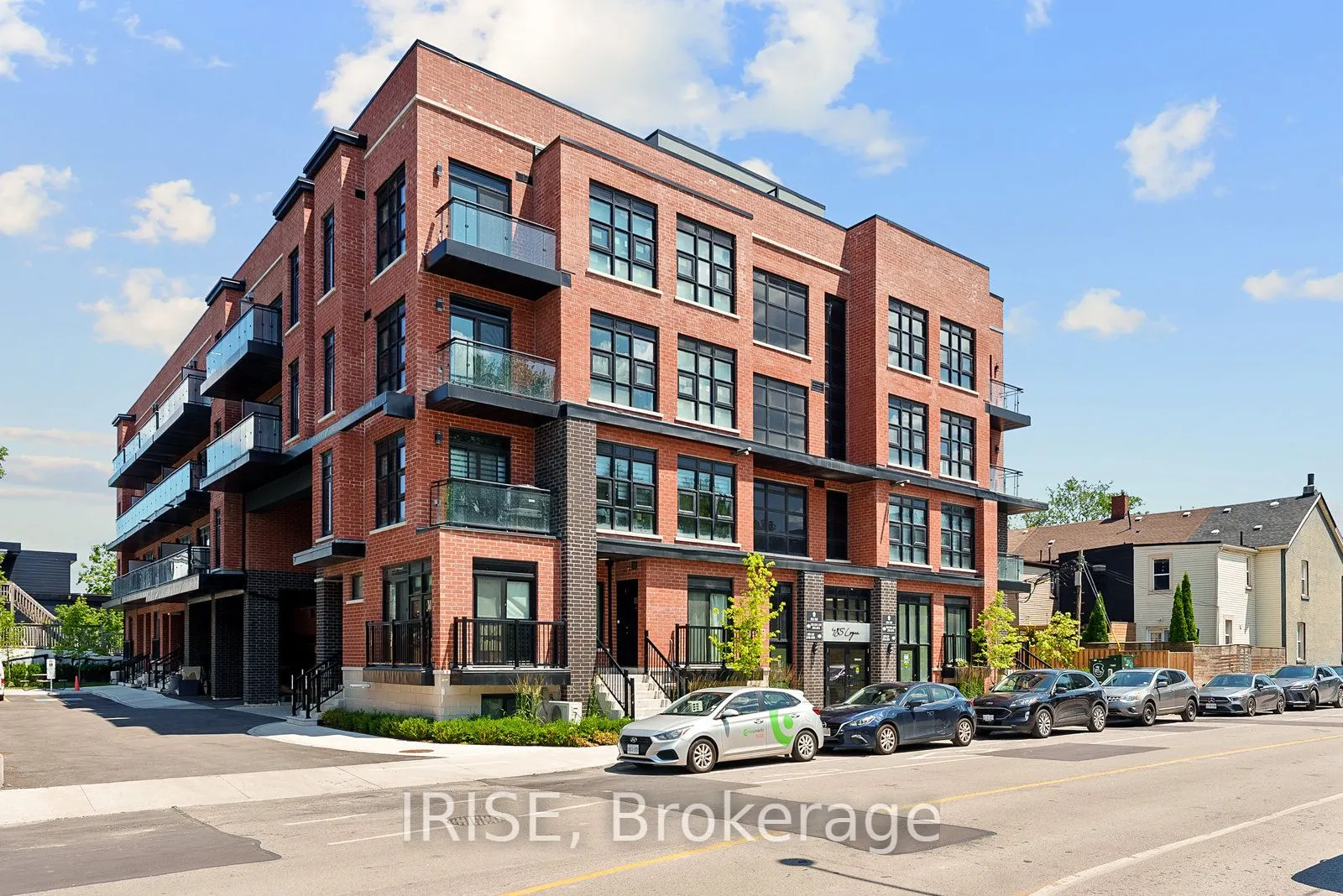 485 Logan Avenue S, #207