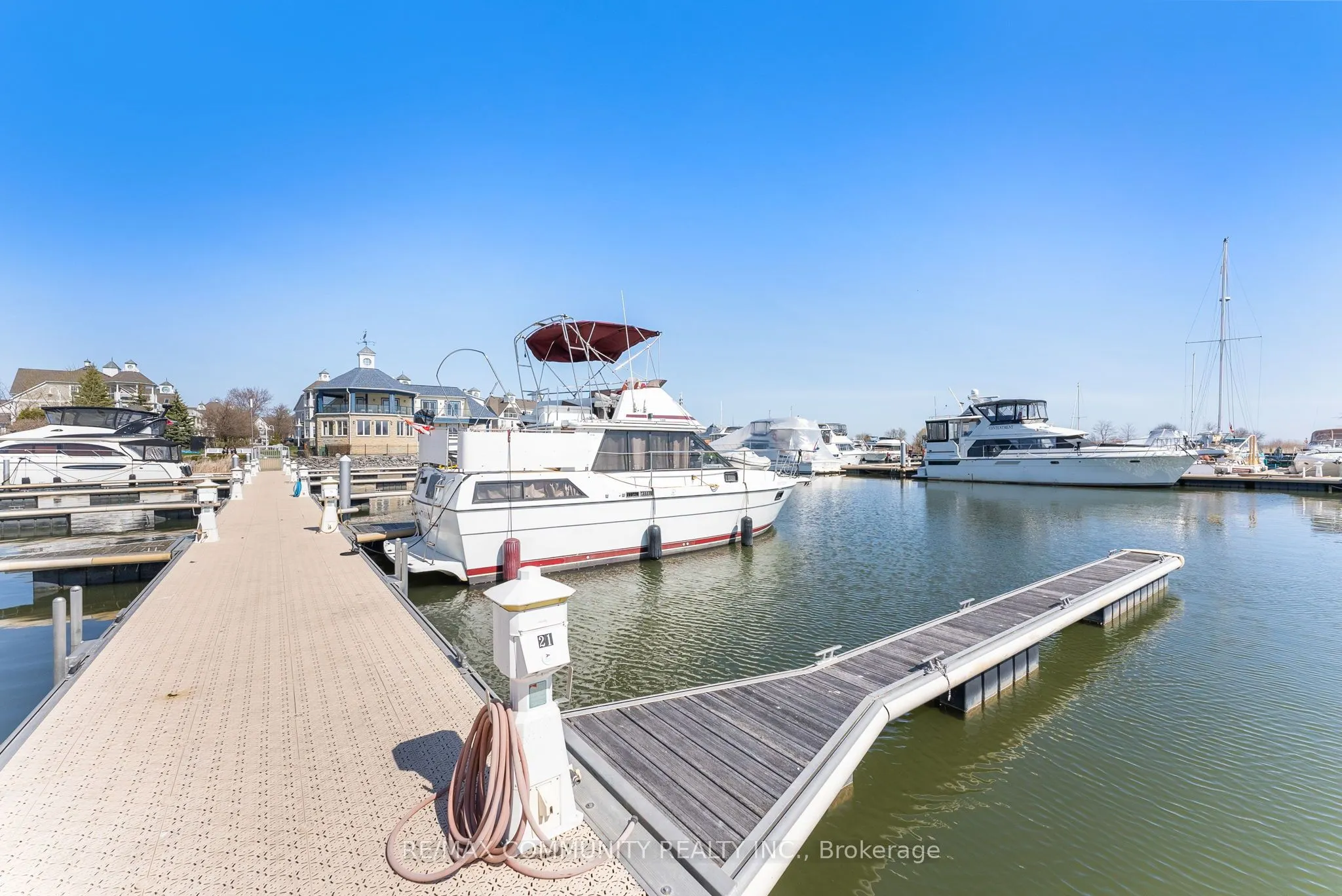 1295 Wharf Street, #19