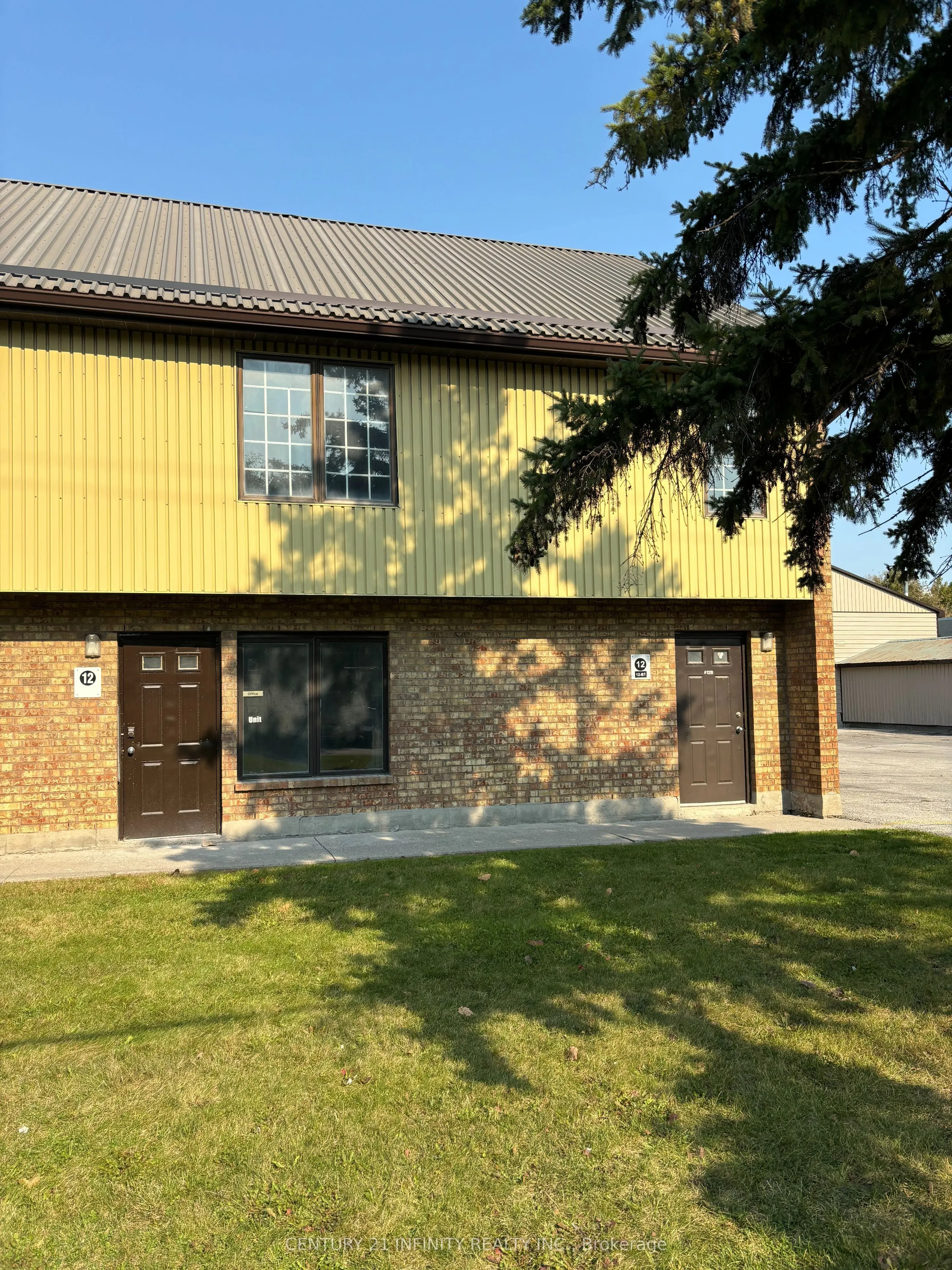 200 Valencia Road, #12