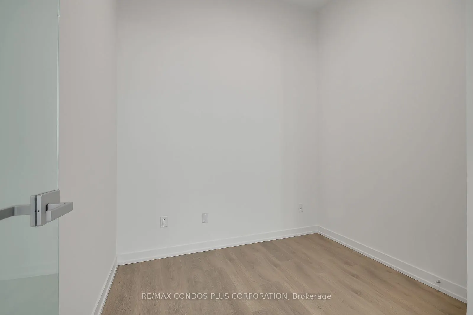 150 Logan Avenue, #121