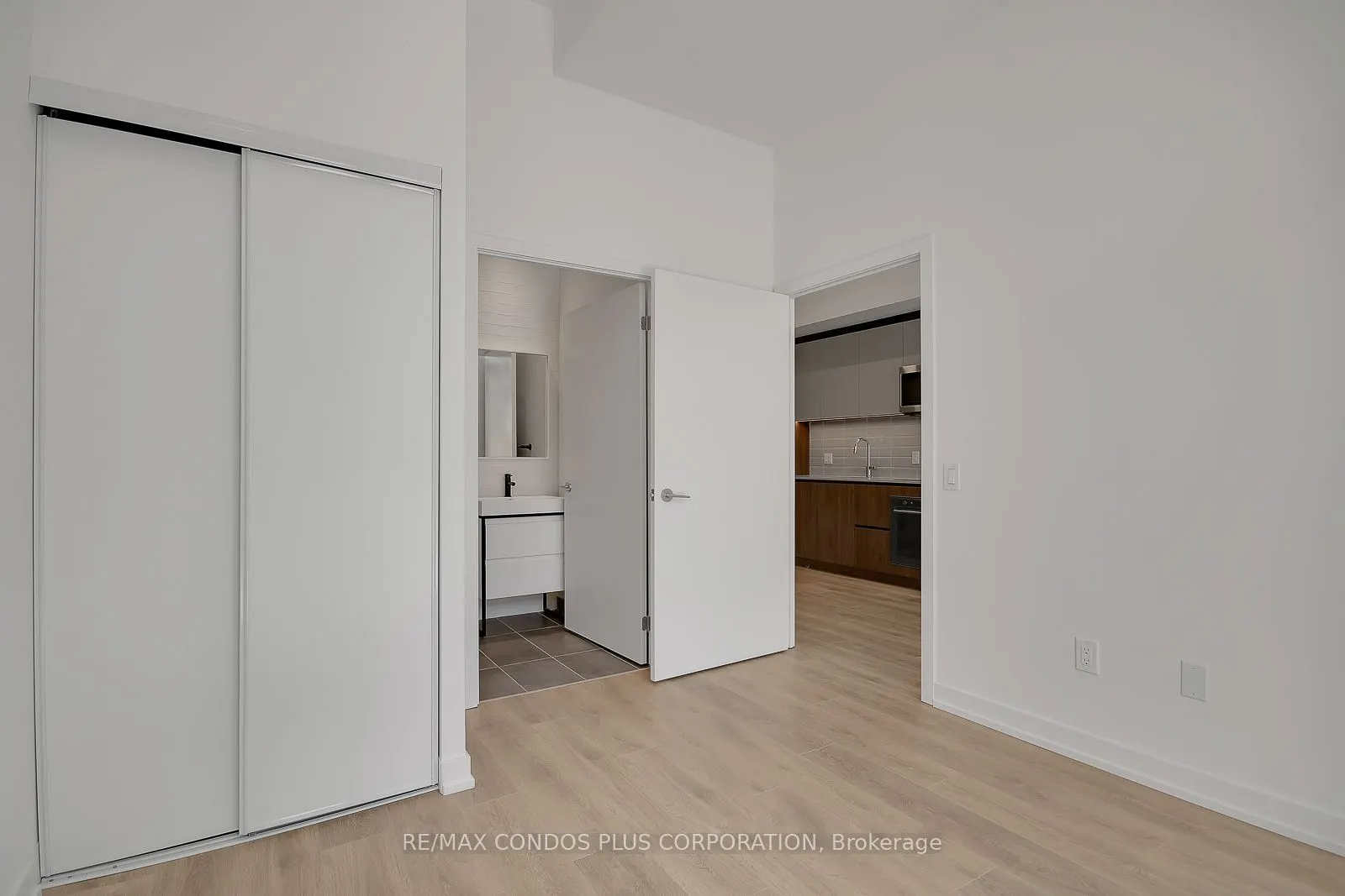 150 Logan Avenue, #121