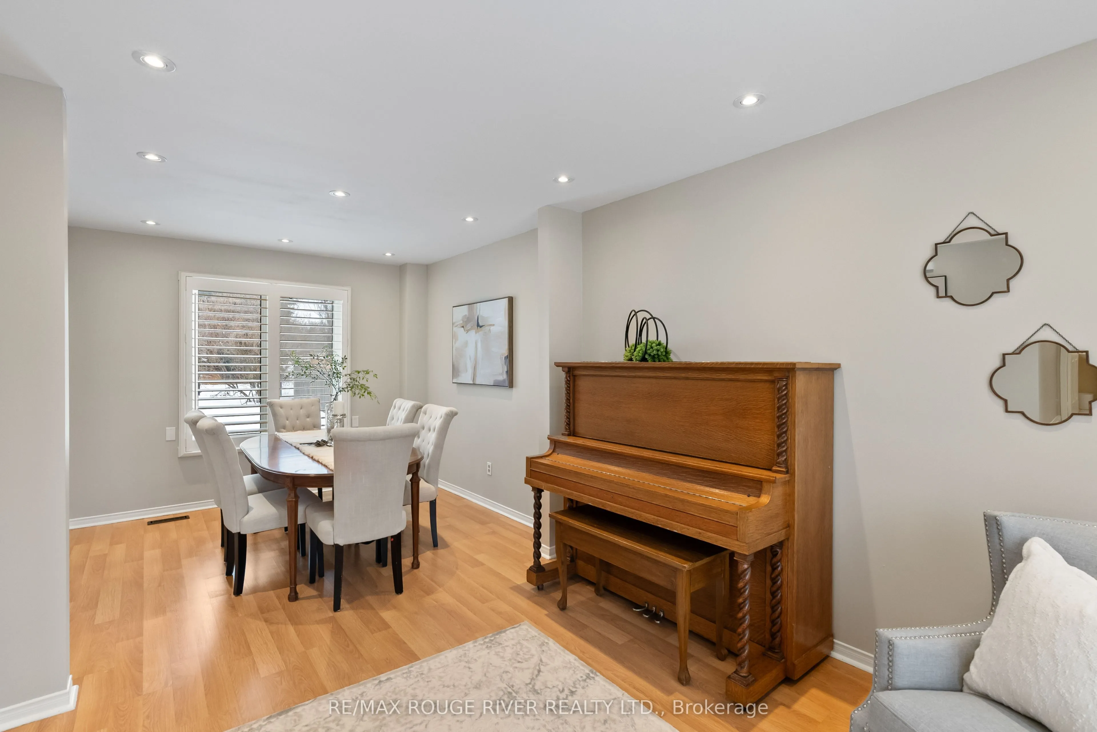 30 Willowbrook Drive